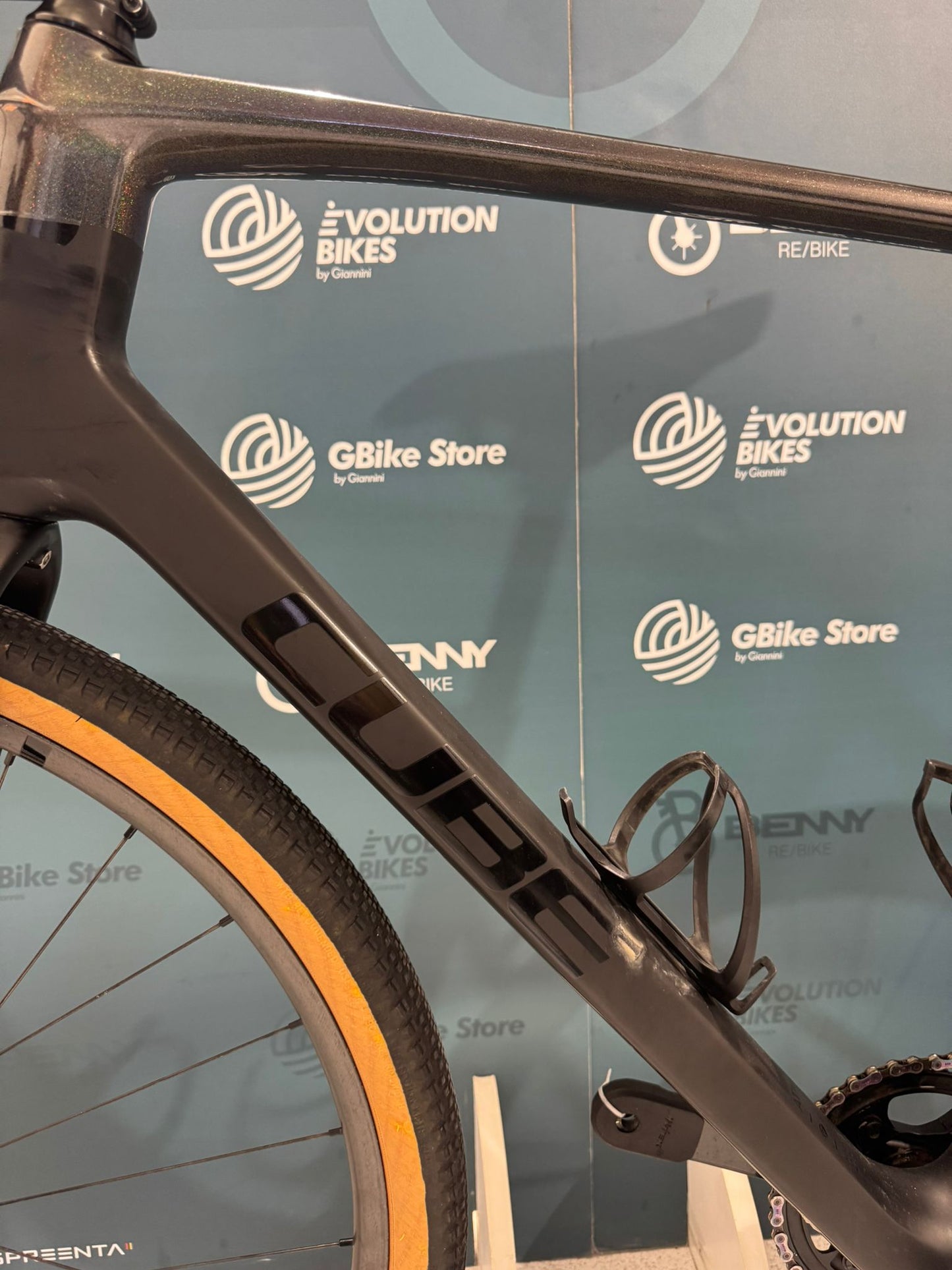 Taille du gravier Cube Nuroad XL - Utilisé