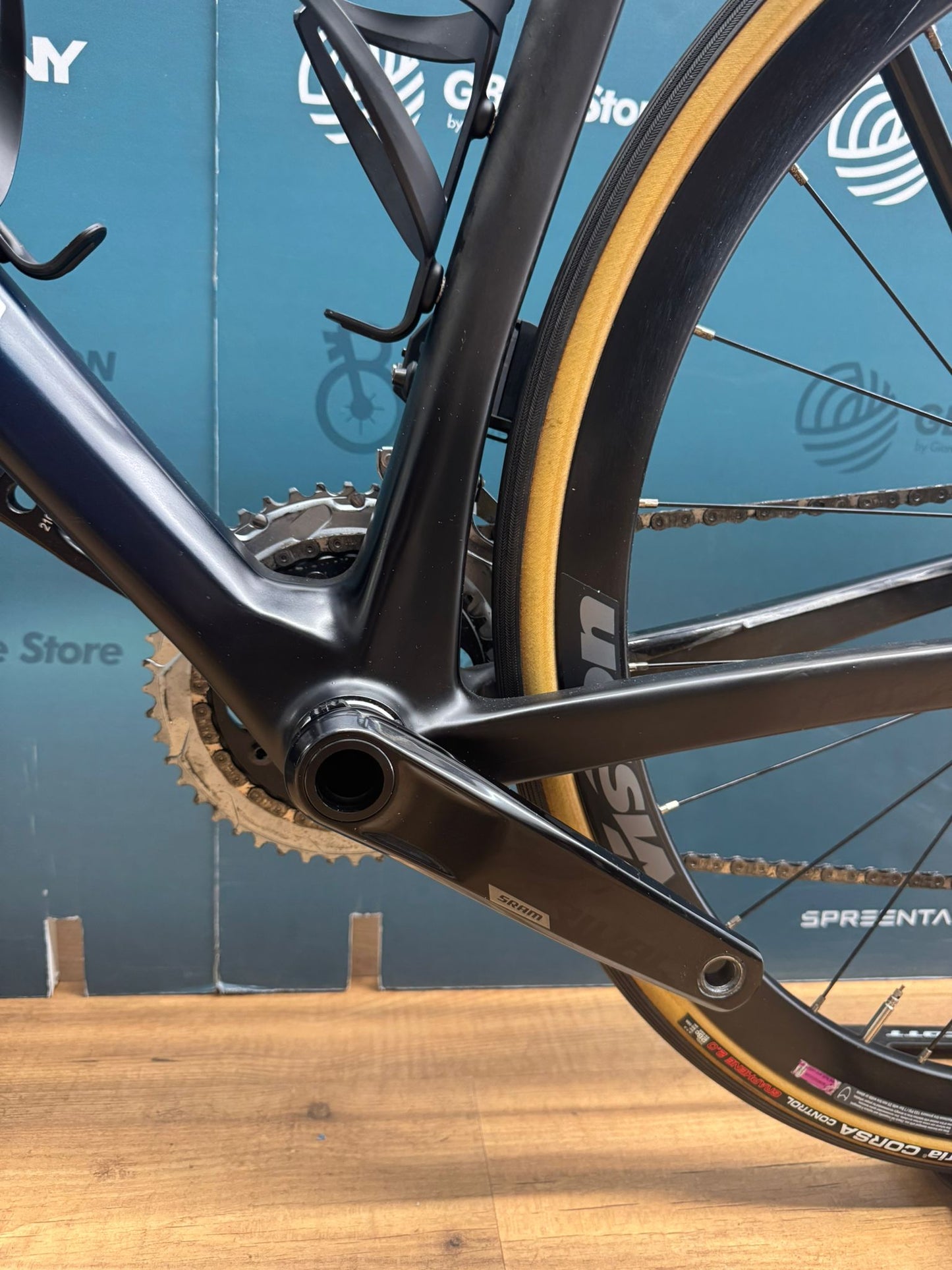 Lider Olympia, rywal, rozmiar AXS L - Używany