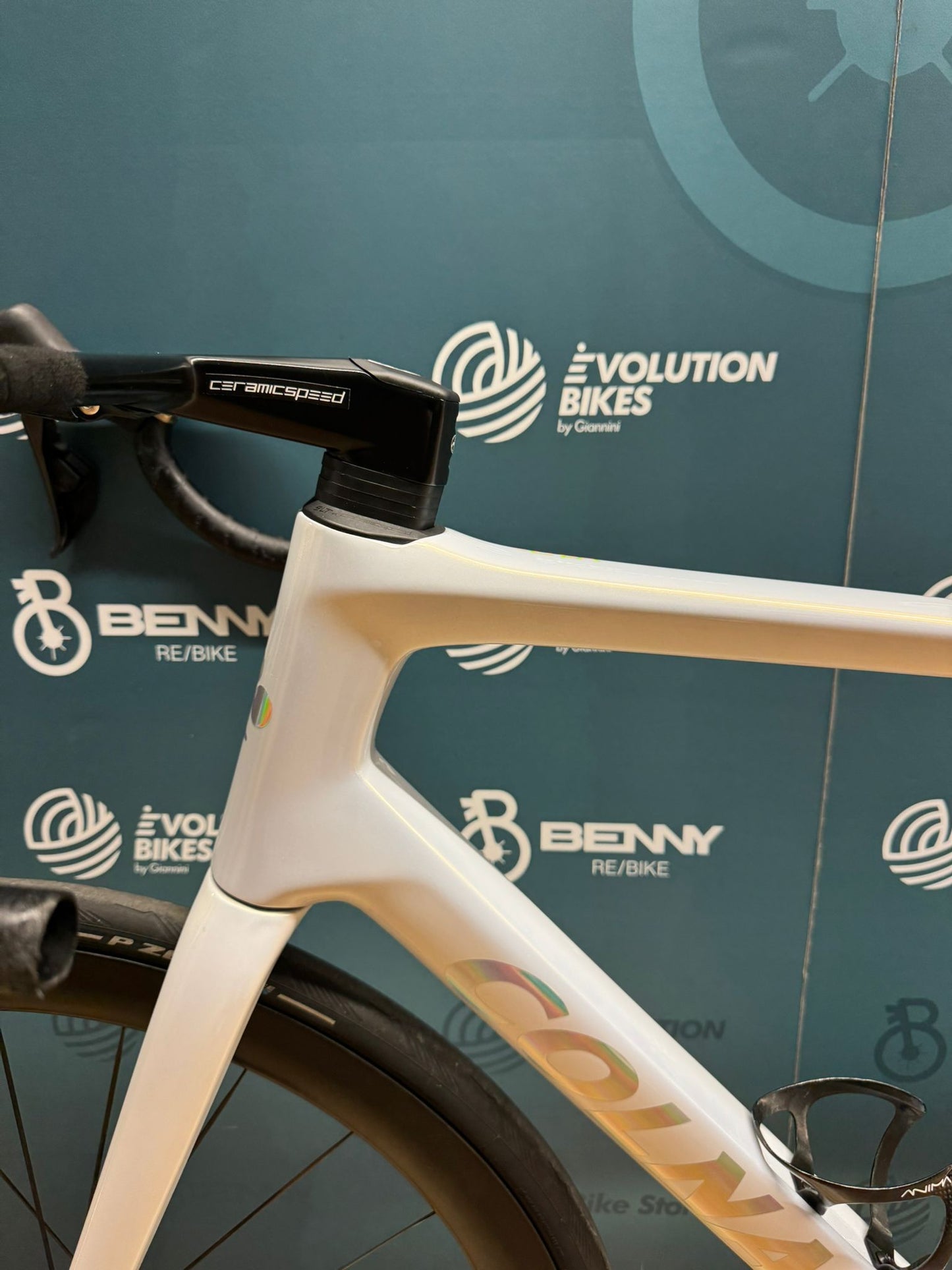 Colnago V4Rs Ultegra Di2 12v Taille 550 - Occasion