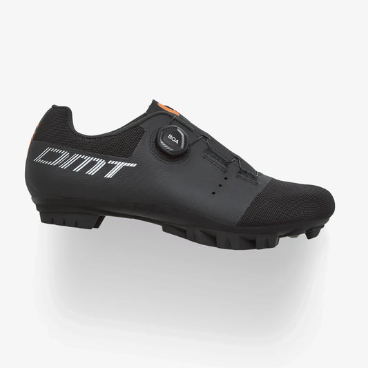 DMT KM4 2025 zapatos