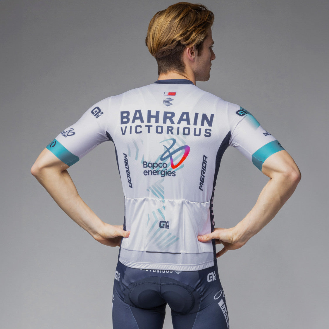 Bahrain Victorious 2024 full alé