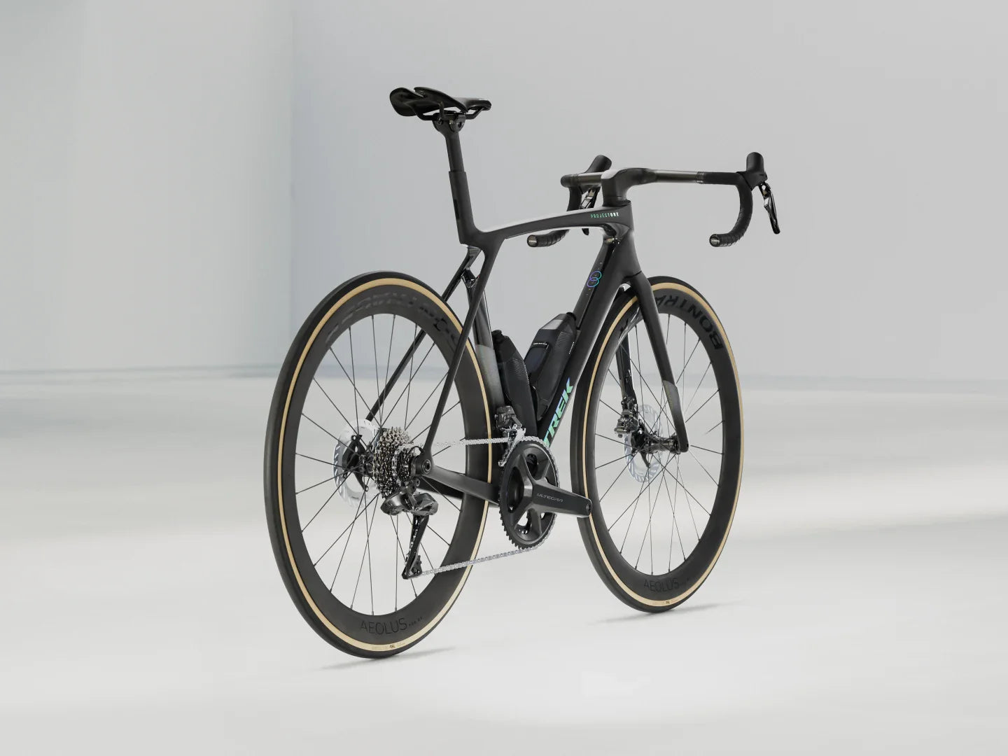 Trek Madone SLR 7. januára (2025)