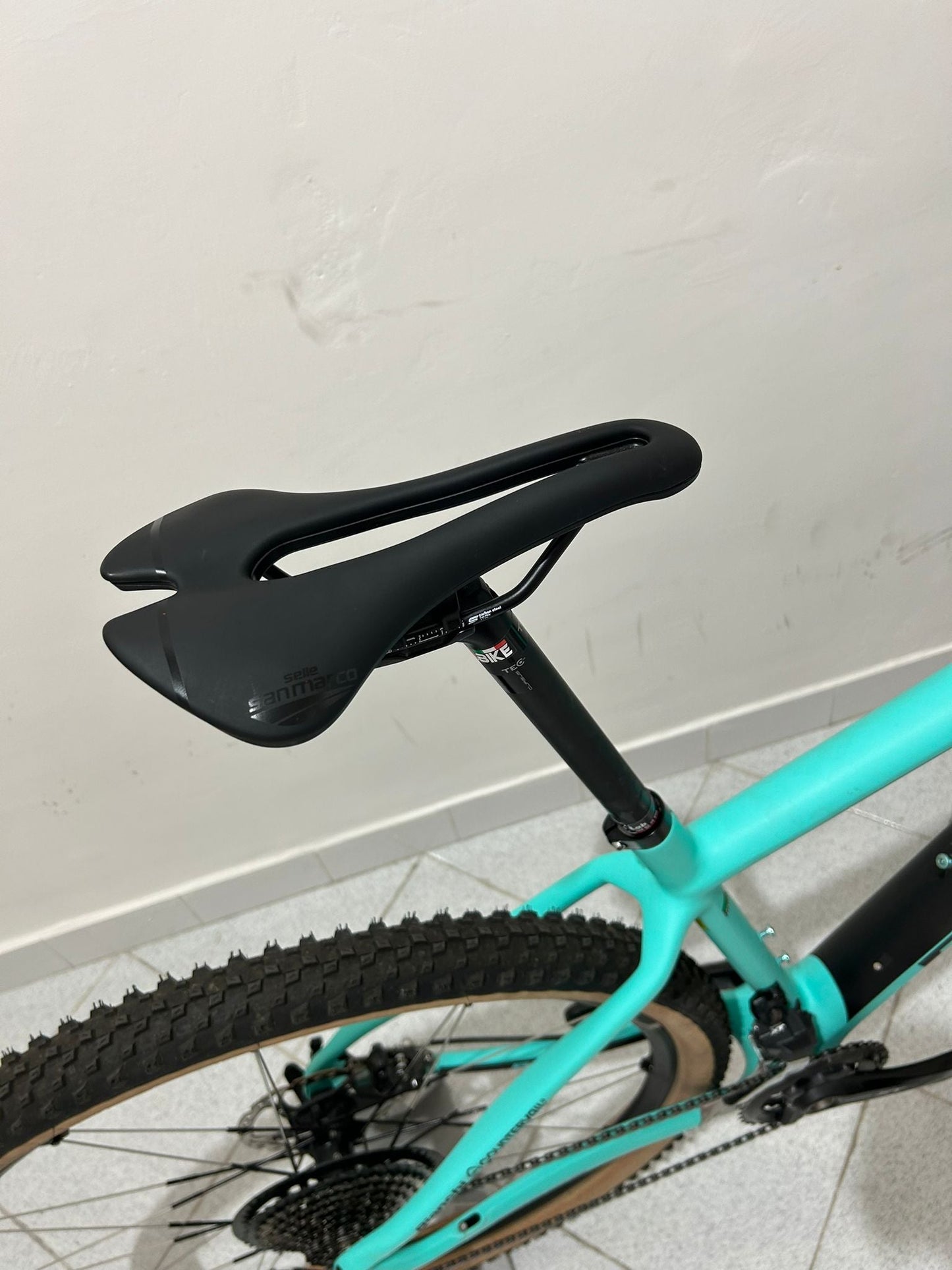 Bianchi Methanol Countervail Grootte L - Gebruikt