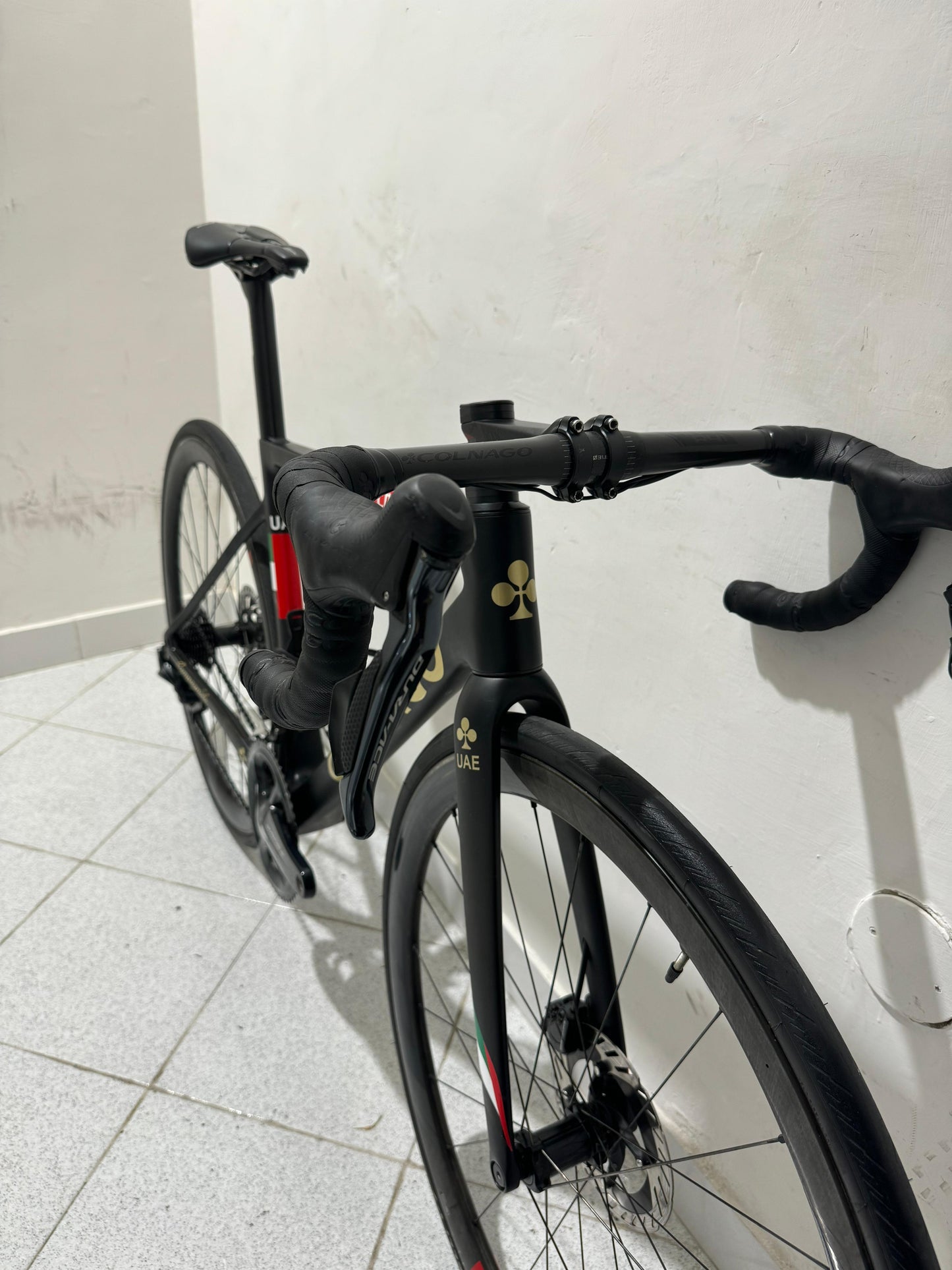 Colnago V3RS Emirates Tamanho 48S - Usado