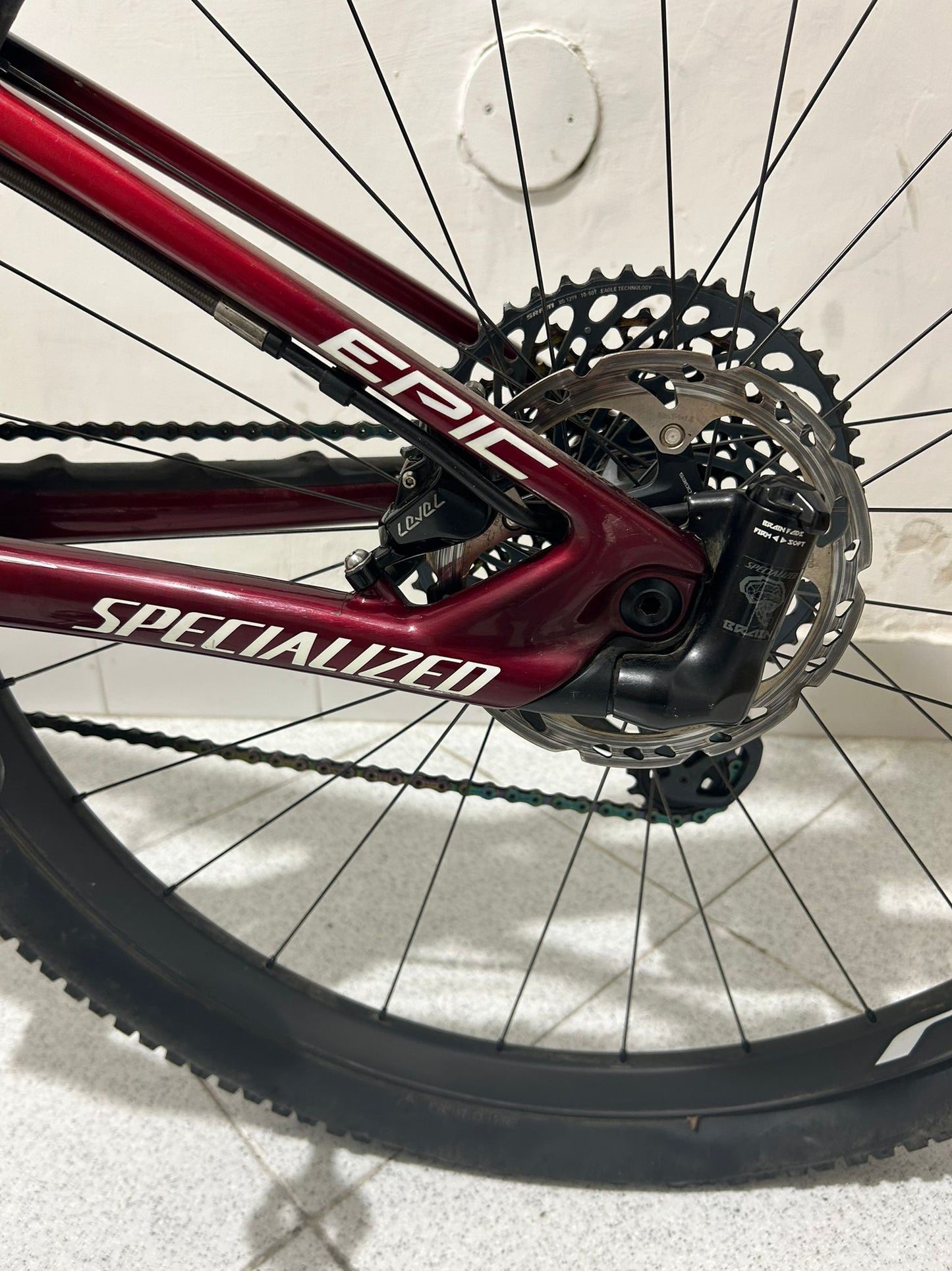 S-Works Epic Velikost M - Používá se