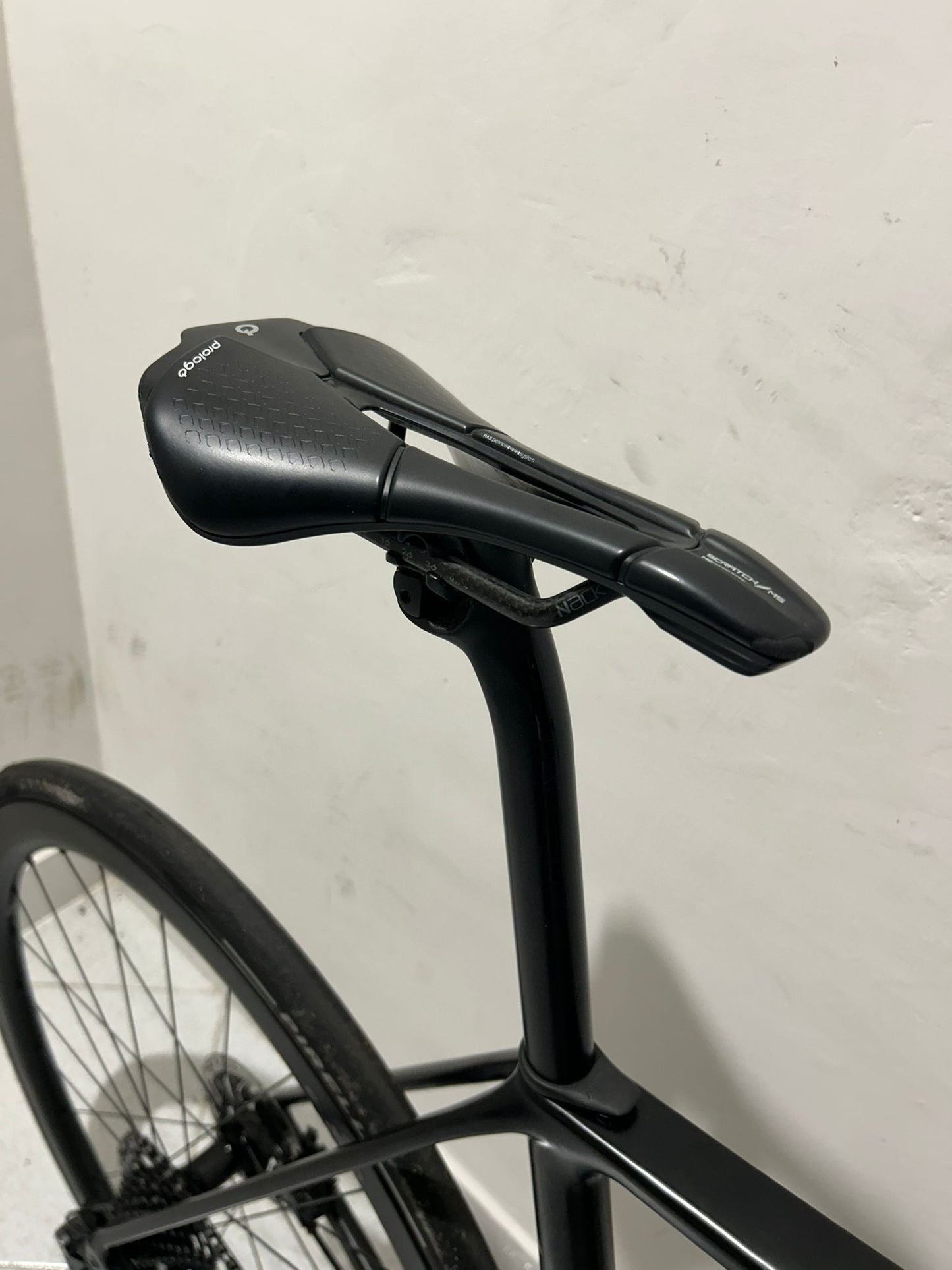 Aurum Magma rozmiar 54 - używany