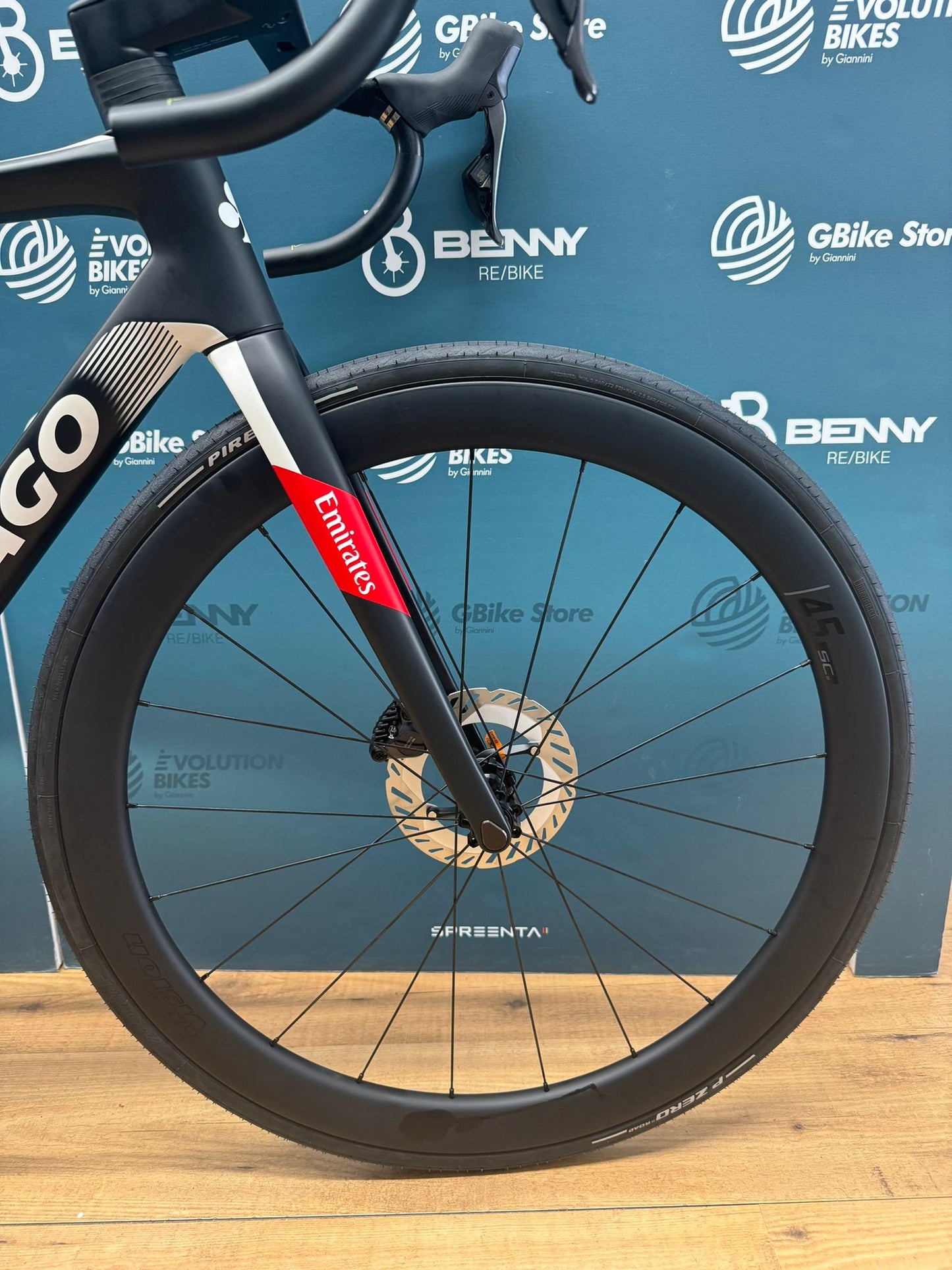 Colnago V4rs UAE Emirates Size 485 - Demo Test