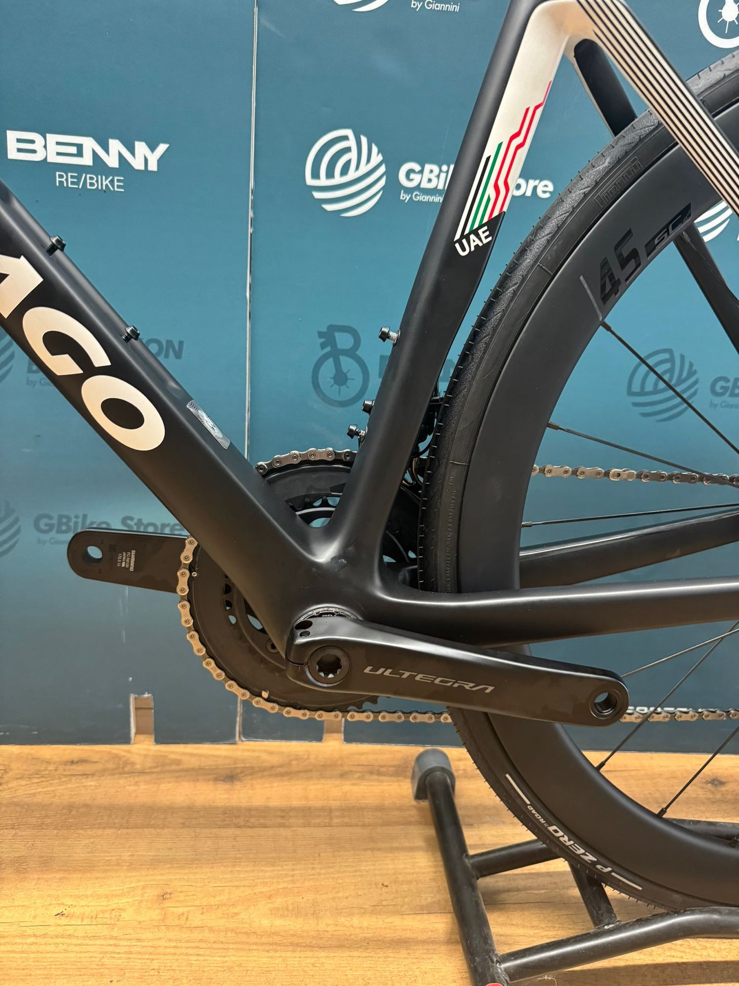 Colnago V4rs UAE Emirates Size 485 - Demo Test