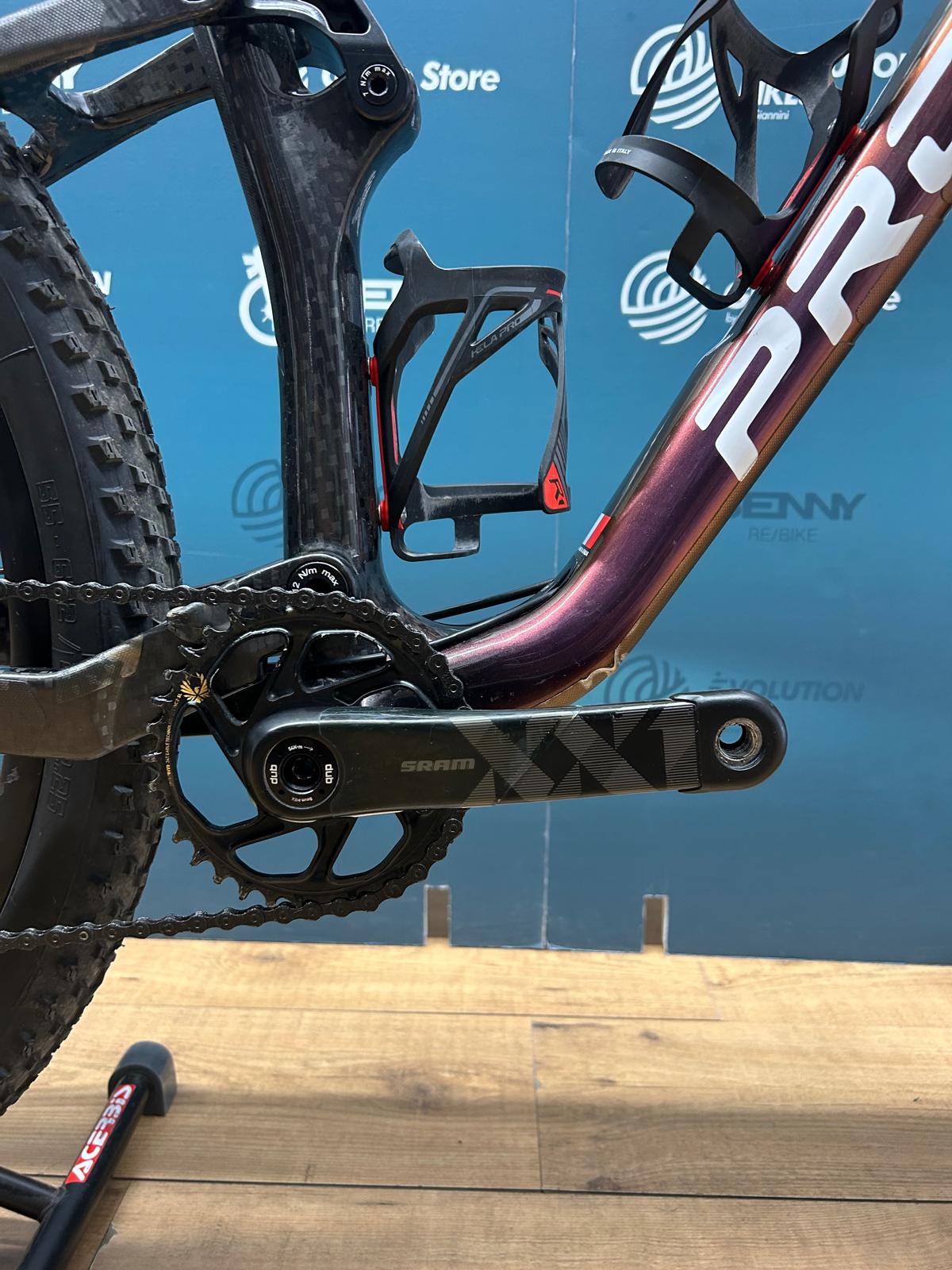 Protek Futura Limited Edition Cut L - Gebraucht