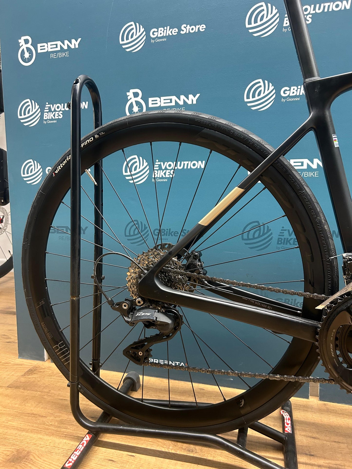 Taille mégamo S - Utilisé