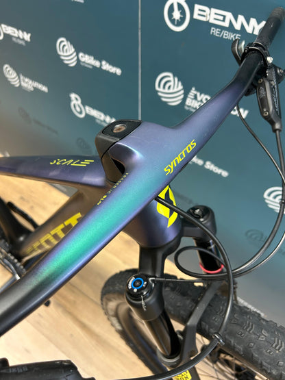 Scott Scale Tamaño de la Copa Mundial RC S - Usado