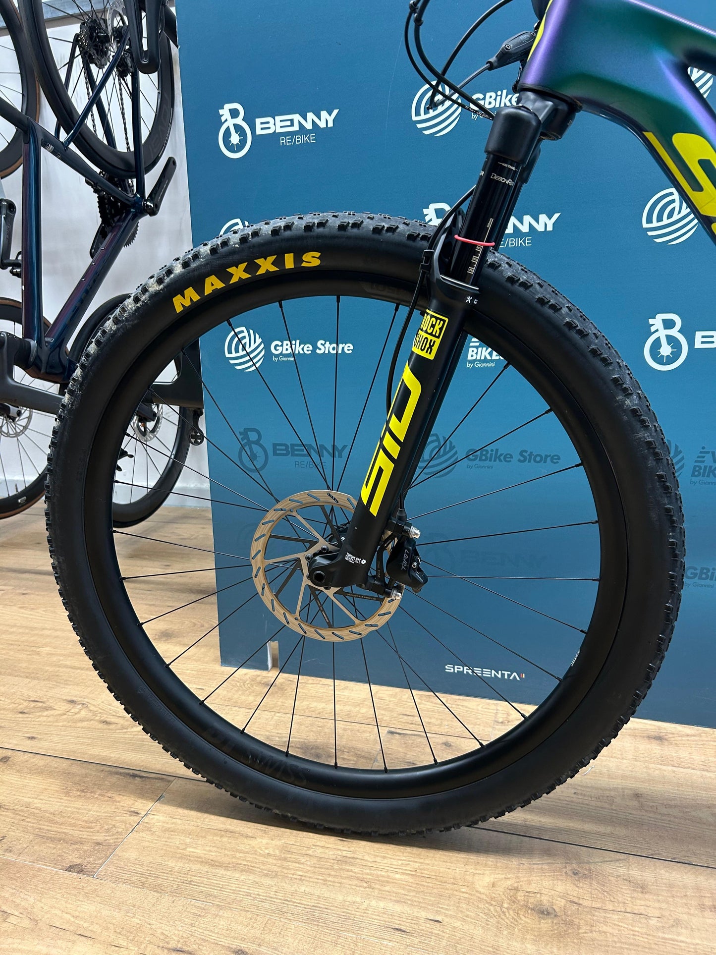 Scott Scale Tamaño de la Copa Mundial RC S - Usado