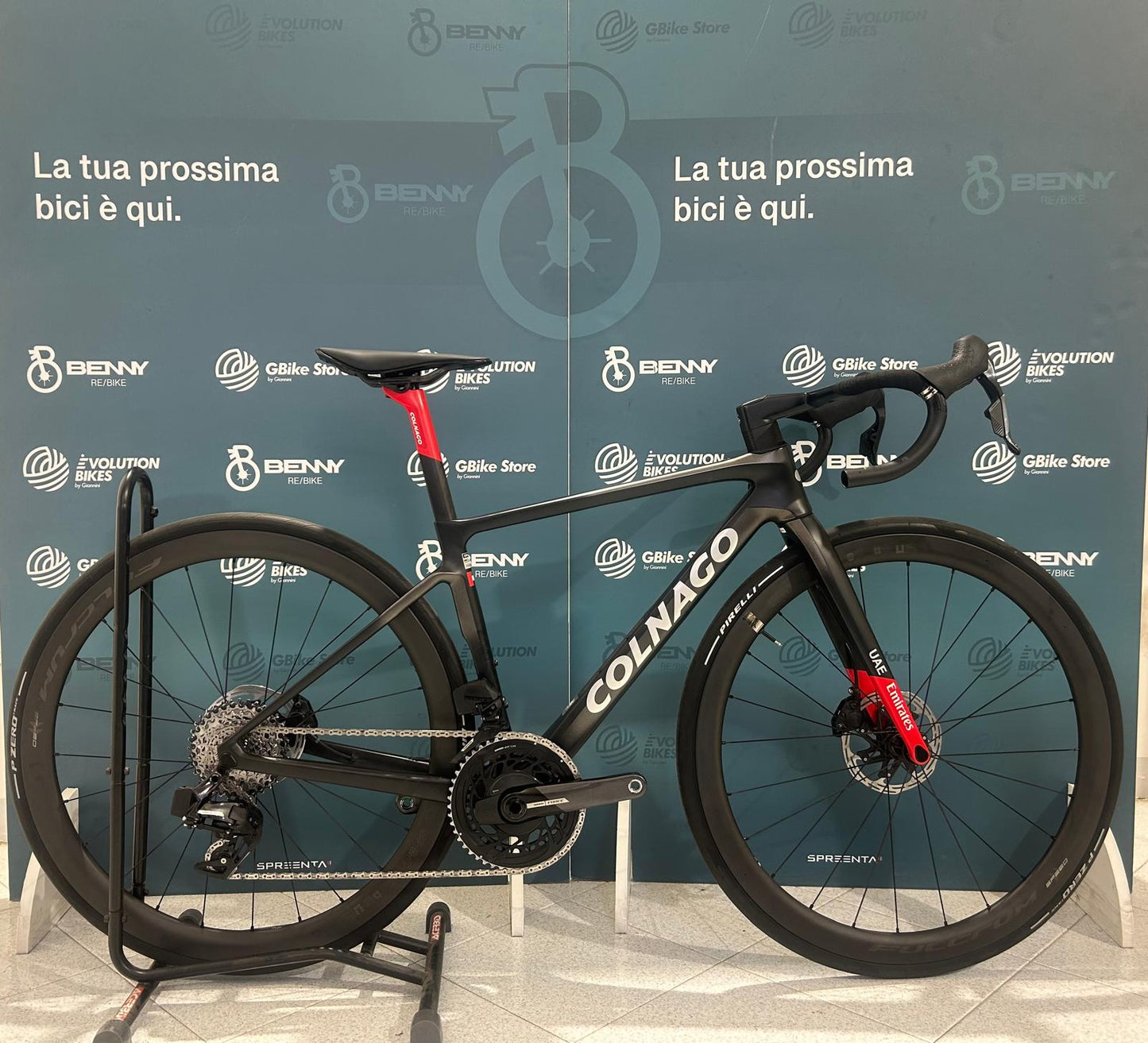 Colnago V4RS VAE Emirate Größe 420