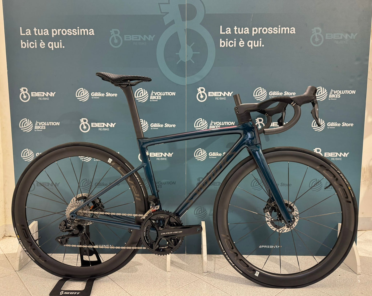 Specialized S-Works Tarmac SL8 Dura-Ace Di2 12v Size 49 - Demos