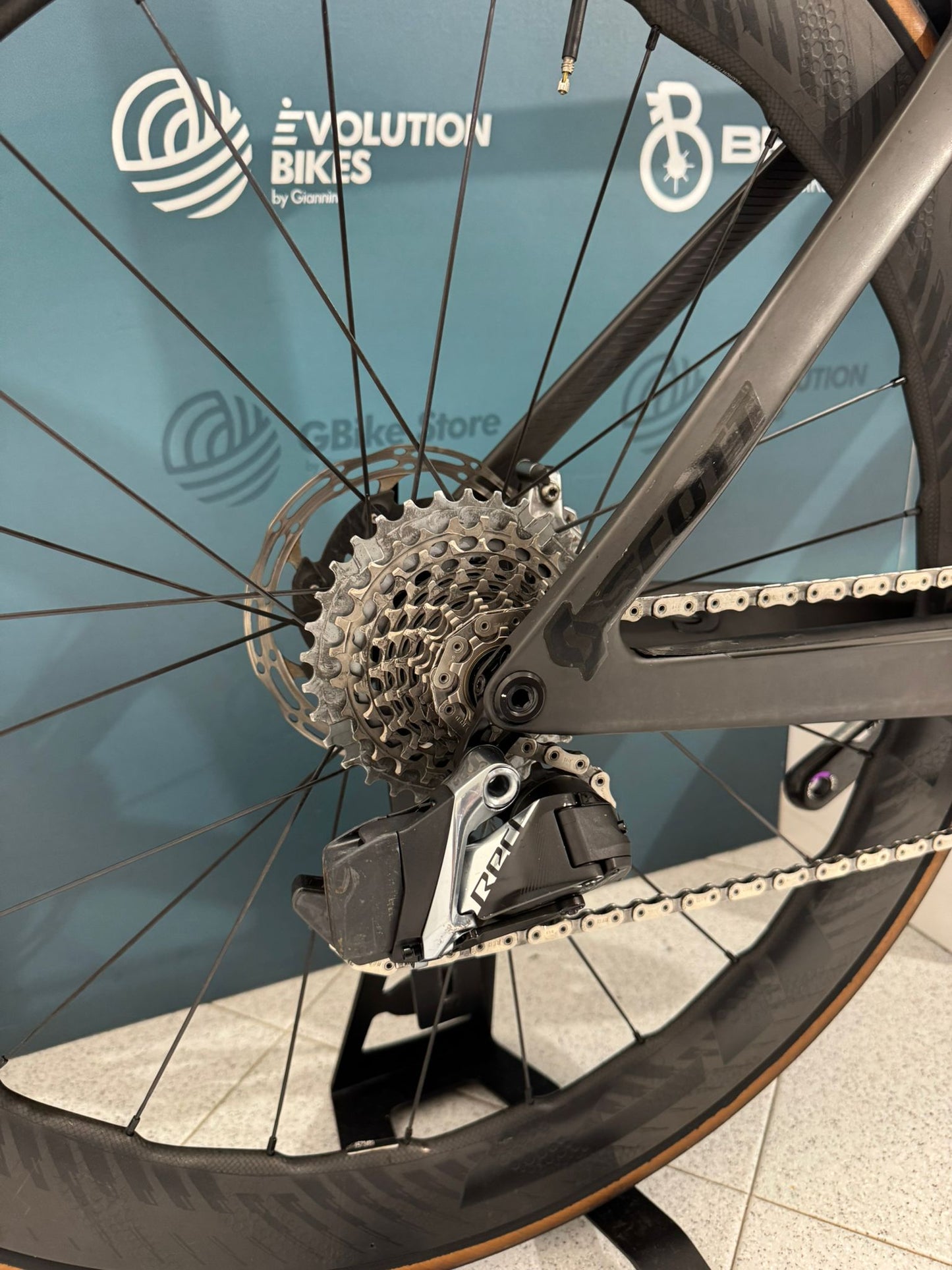 Scott Folia RC Ultimate AXS Rozmiar M - Używany