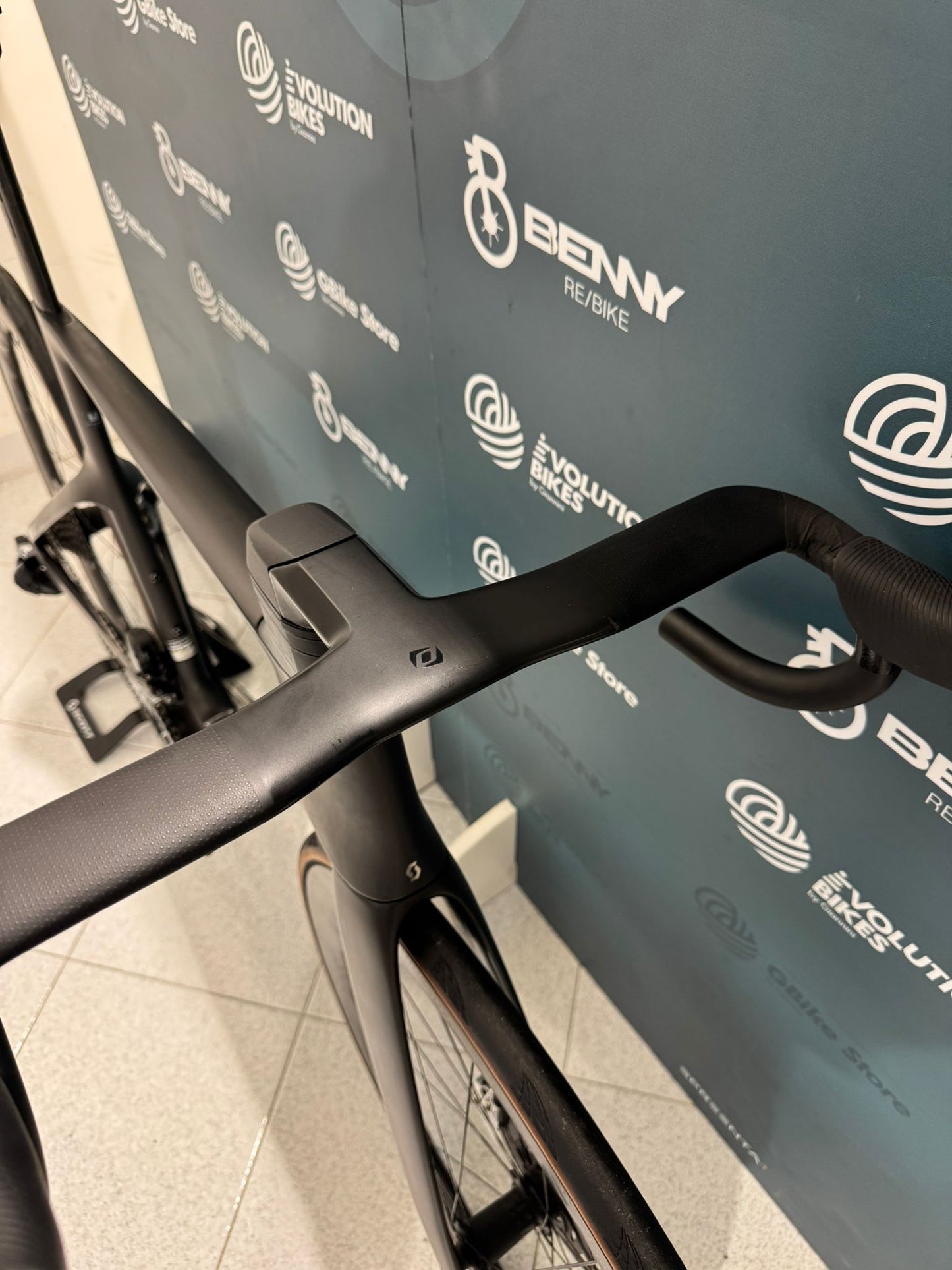 Scott Folia RC Ultimate AXS Rozmiar M - Używany