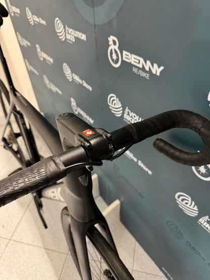 Trek Madone SL 6. 8. Januar 2025 Größe ML – Demo