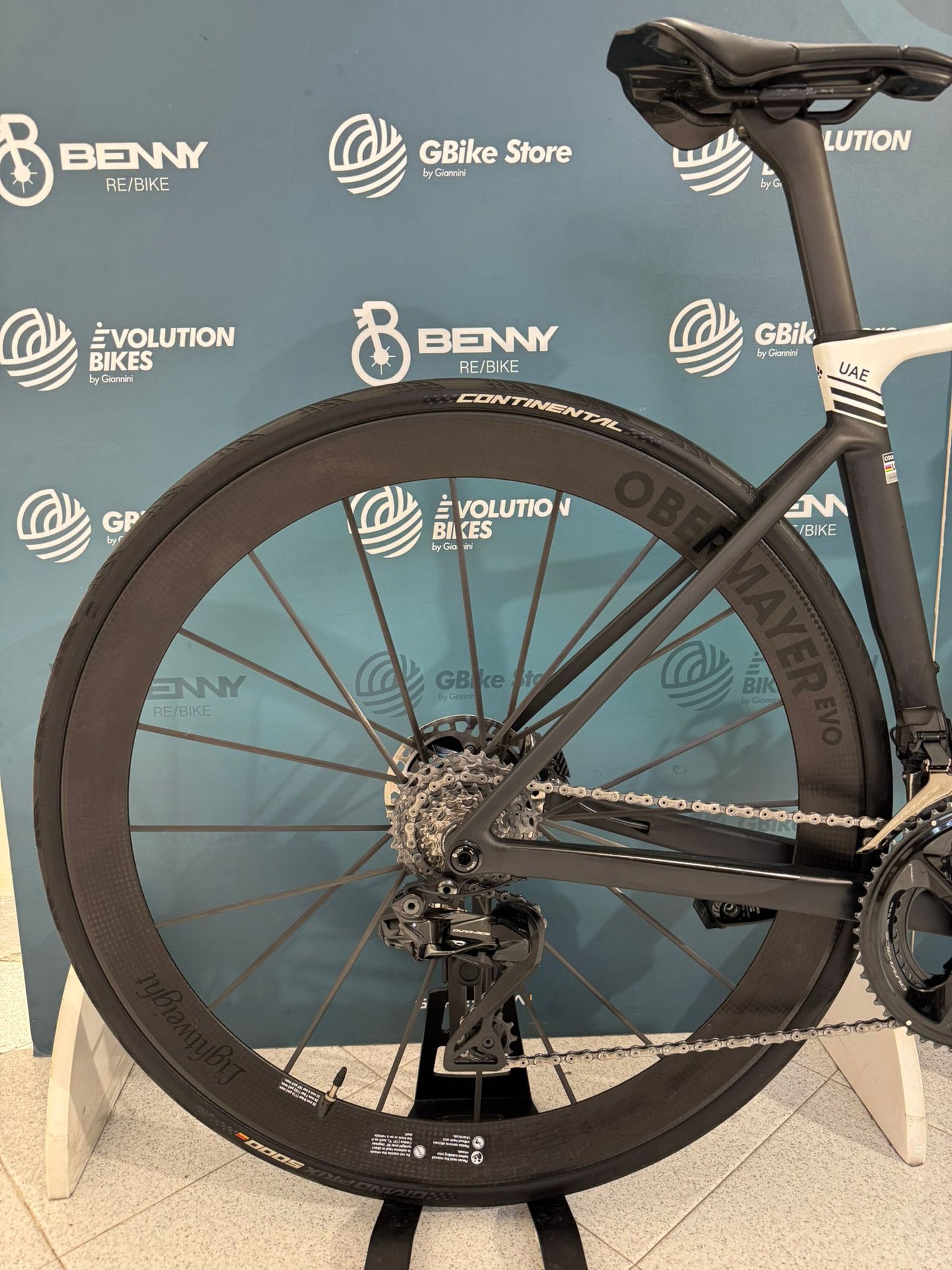 Colnago V5Rs Dura-Ace R9270 Di2 12v Lightweight Size 45.5 - Used