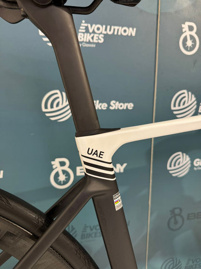 Colnago V5Rs Dura-Ace R9270 Di2 12v Lightweight Size 45.5 - Used