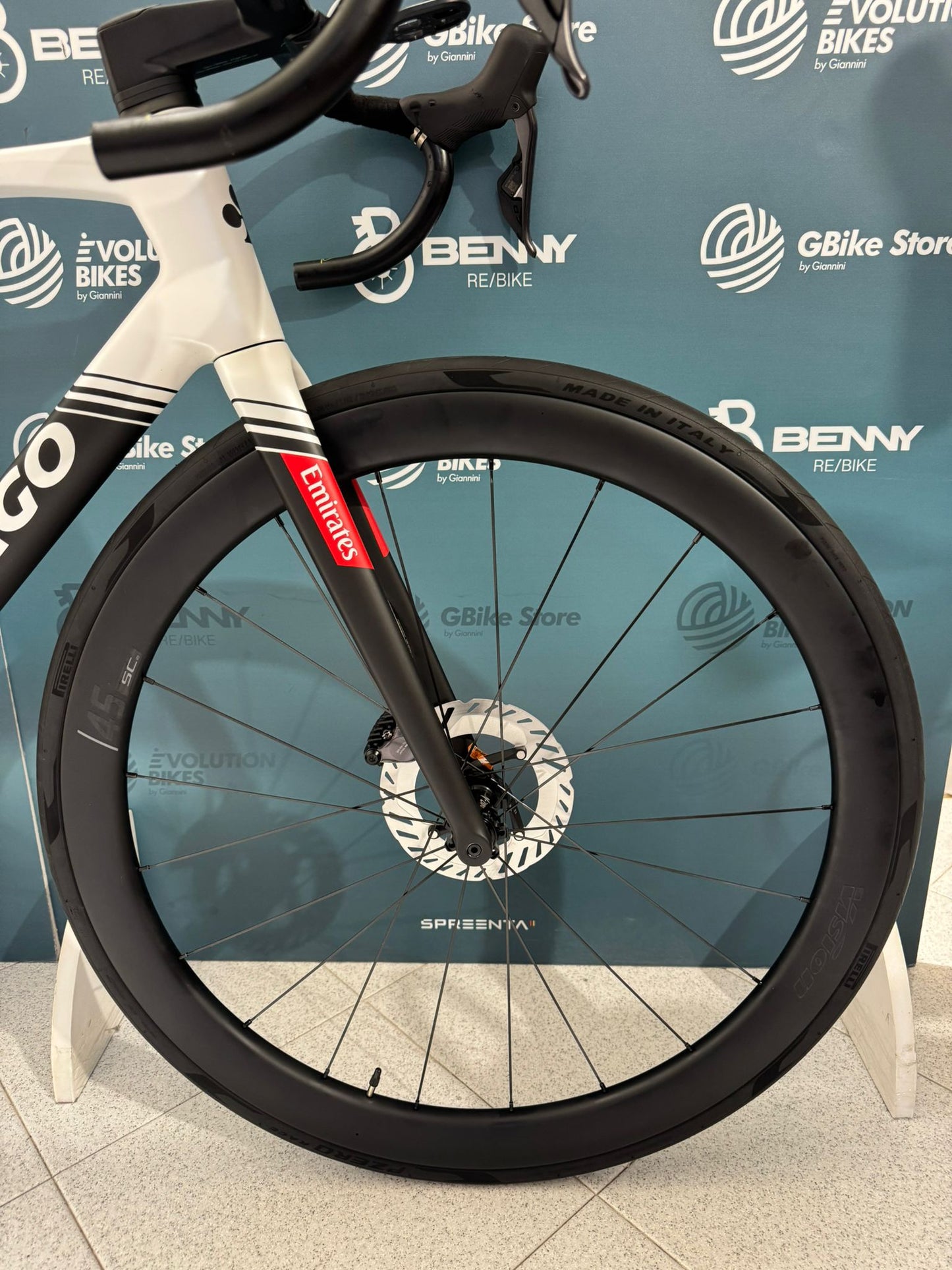 Colnago V5RS Ultegra Di2 R8170 SC45 Größe 510 – Demo