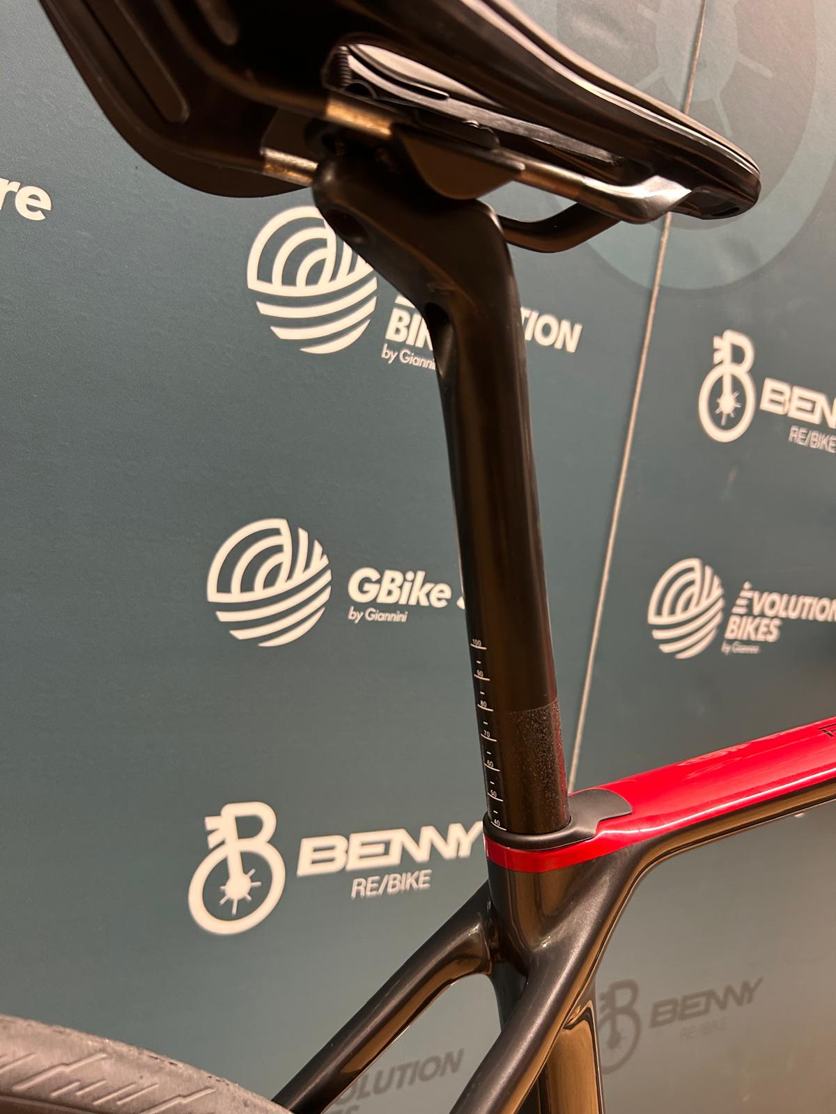 Megamo Raise 05 Size S - Used