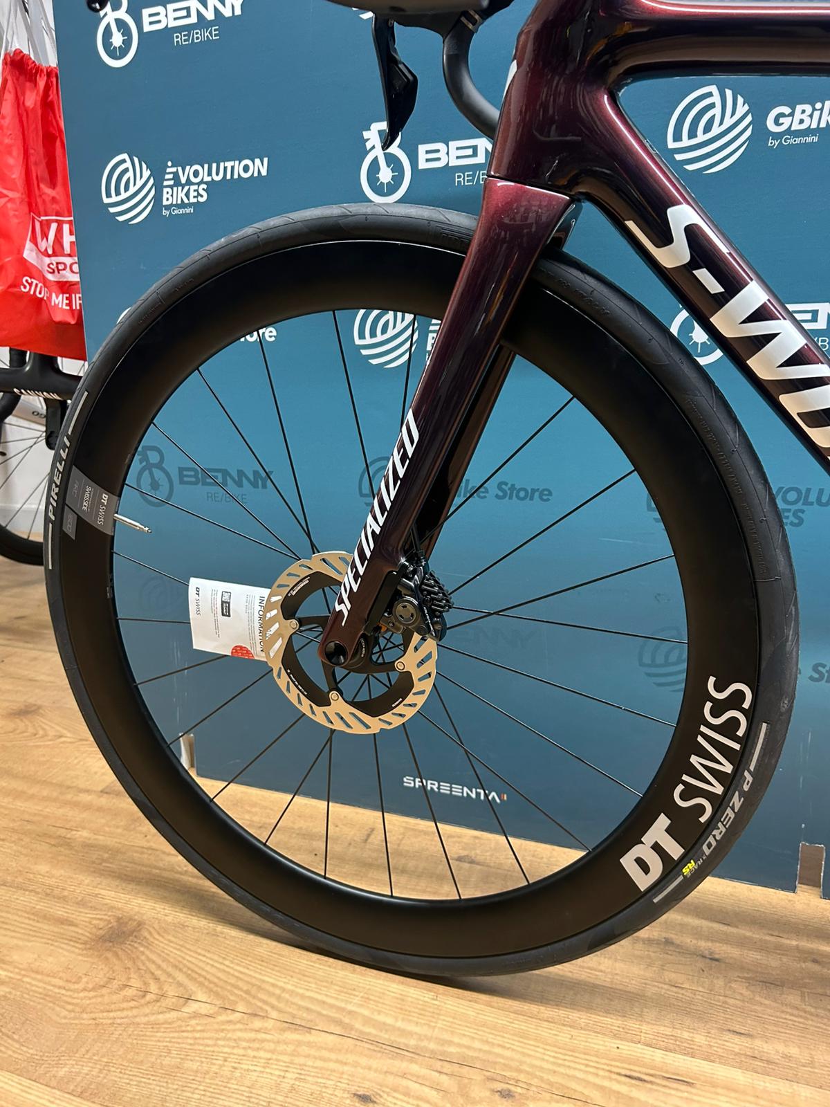 S-Works SL8 Tarmac Dura-Ace Di2 12v Größe 52 - Demotest