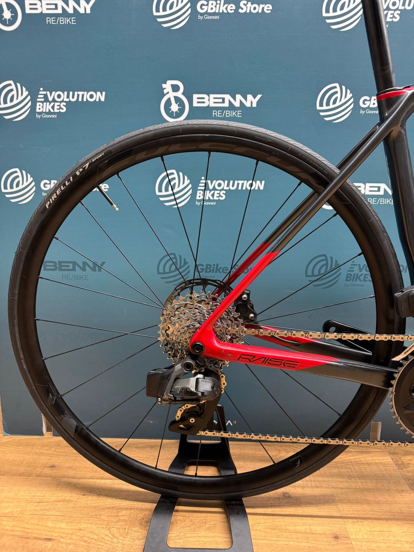 Rozmiar Megamo Raise 09 AXS M - Używany