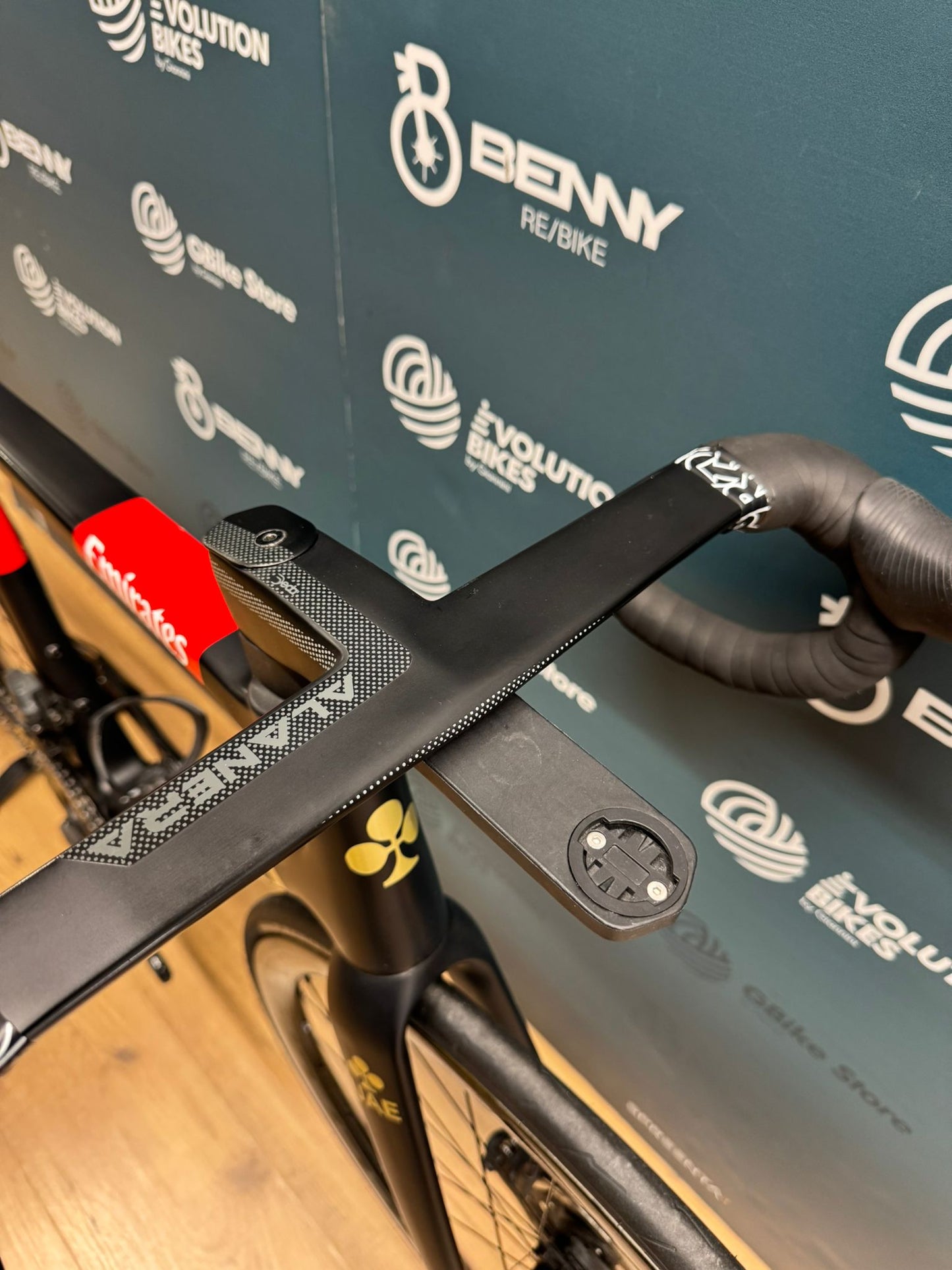 Colnago V3Rs UAE AXS Tamaño 52S - Usado