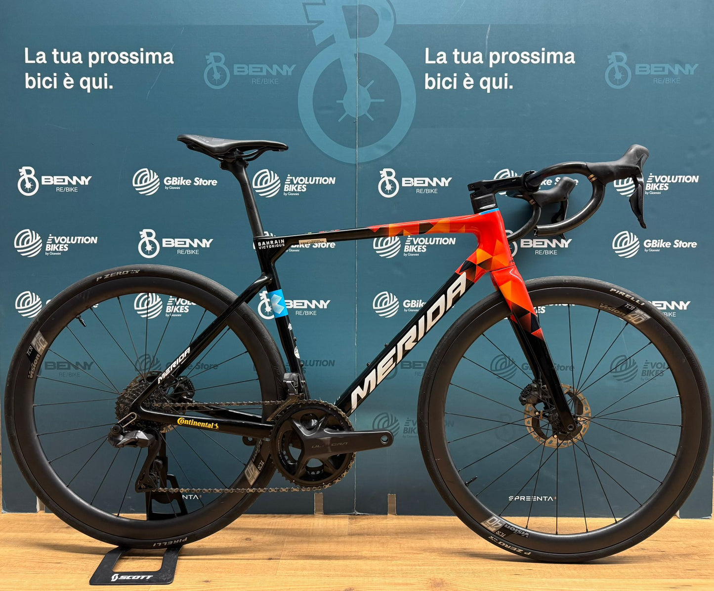 Escultura Mérida Bahréin Tamaño Victorioso M - Usado