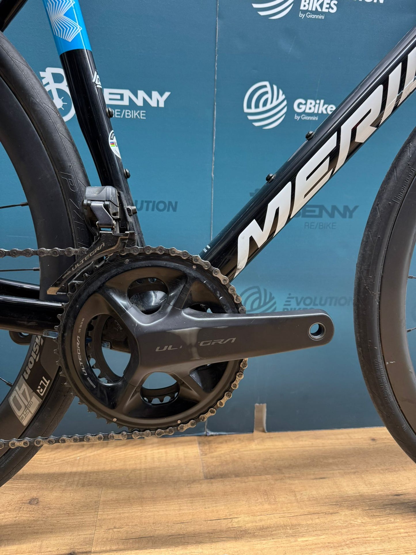 Escultura Mérida Bahréin Tamaño Victorioso M - Usado