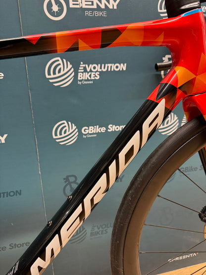 Escultura Mérida Bahréin Tamaño Victorioso M - Usado