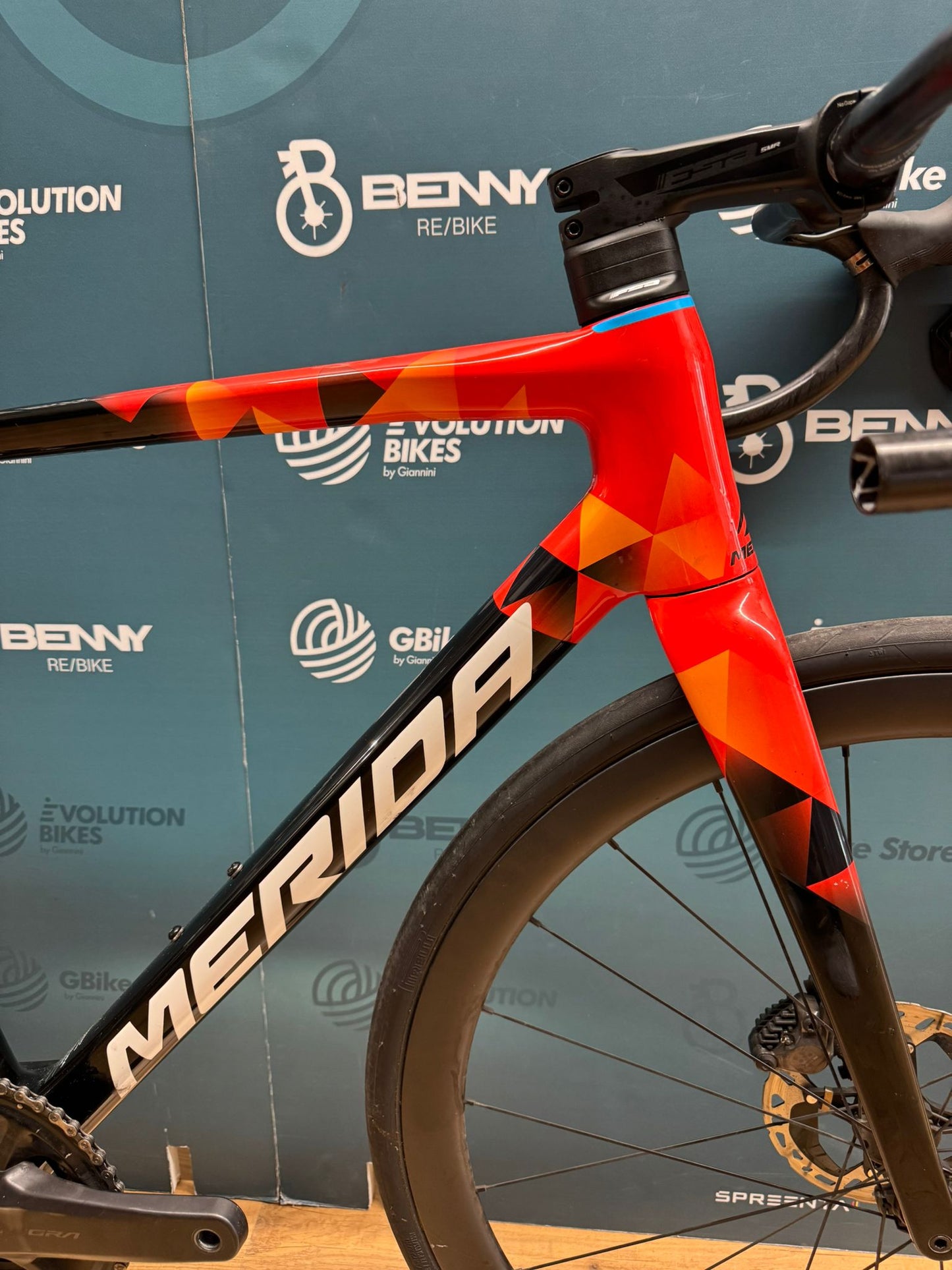 Escultura Mérida Bahréin Tamaño Victorioso M - Usado