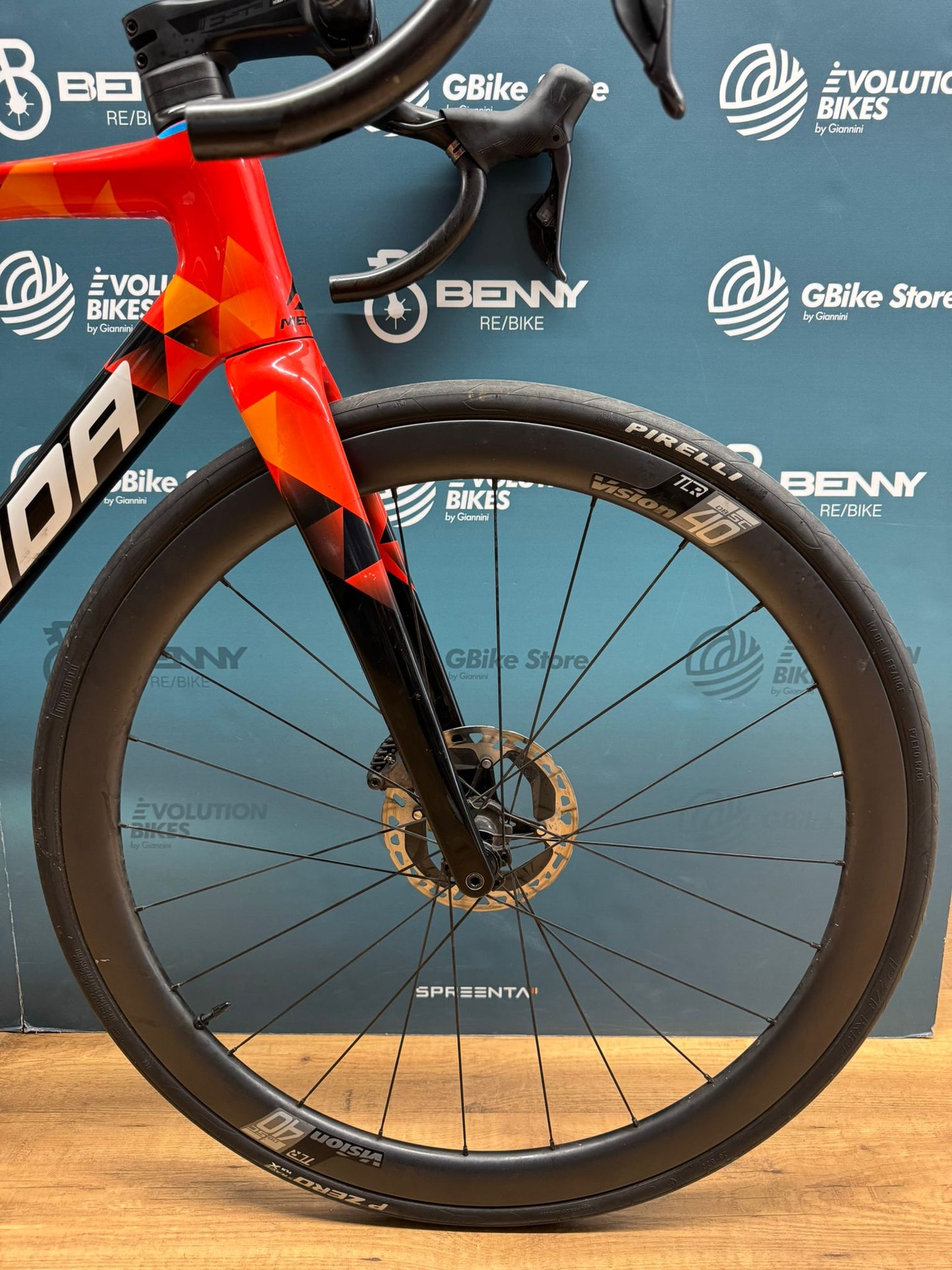 Escultura Mérida Bahréin Tamaño Victorioso M - Usado