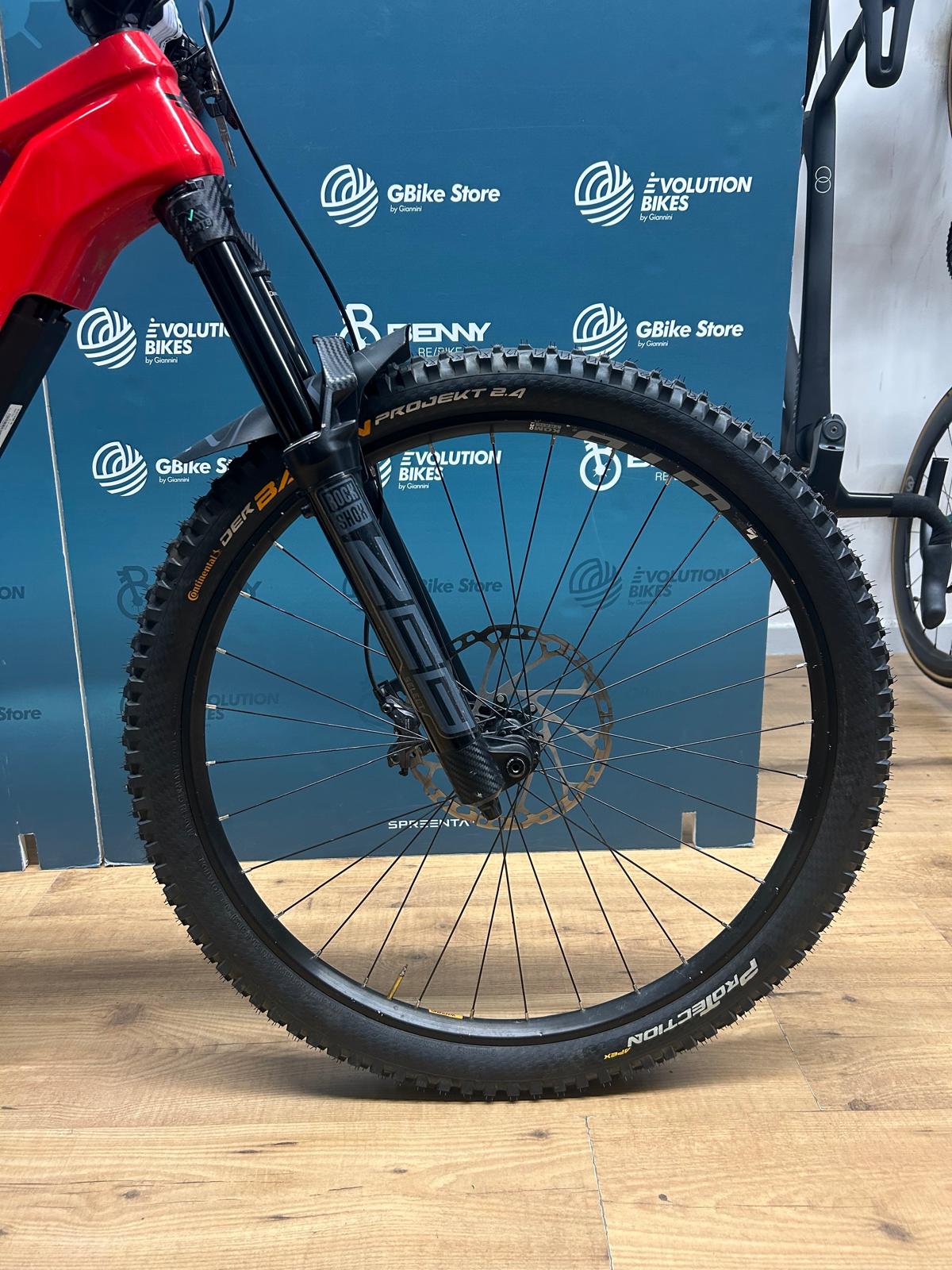 Tamaño Brinke XXR Carbono L - Usado