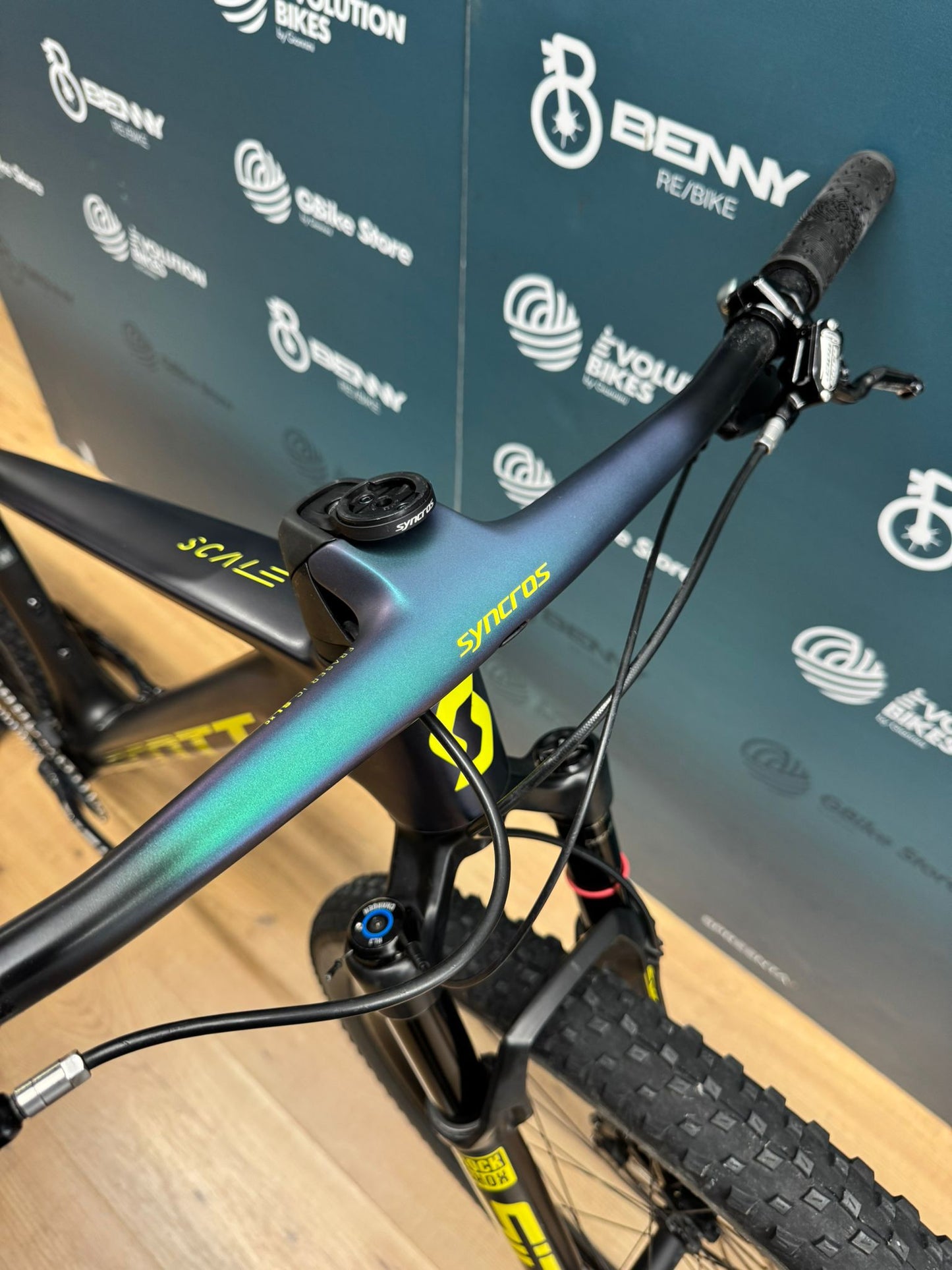 Scott Scale Rozmiar AXS Pucharu Świata RC M - Używany