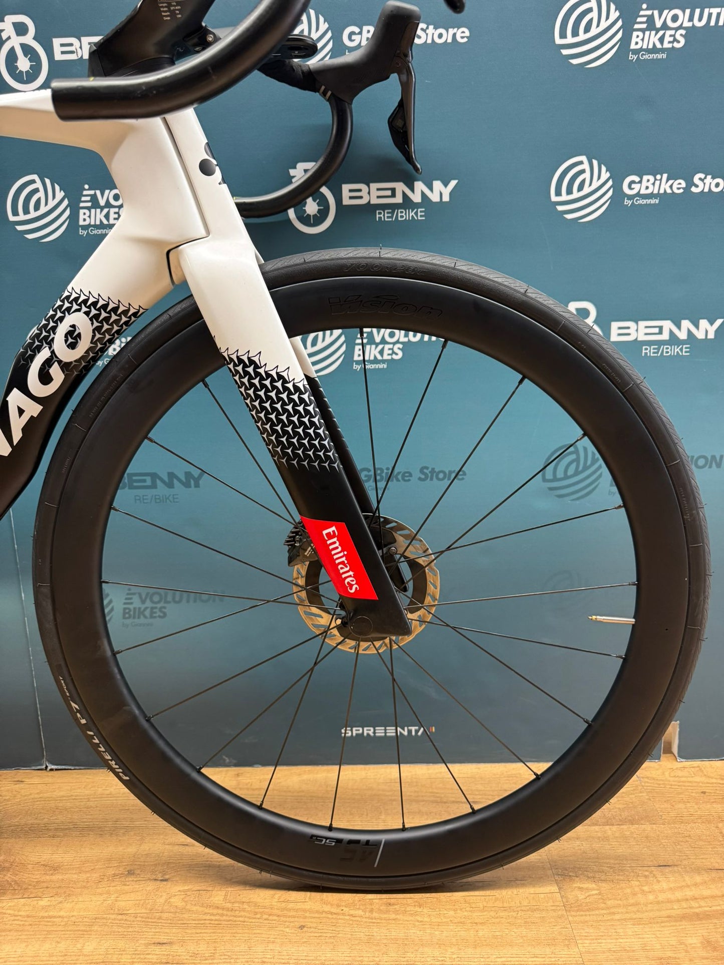 Colnago Y1Rs Dura-Ace Di2 Vision SC45 UAE-Größe M - Gebraucht