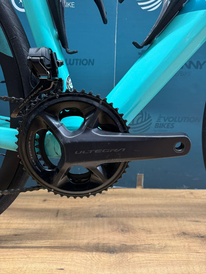 Bianchi Infinito Disc Ultegra Di2 12v Tamaño 53 - Usado