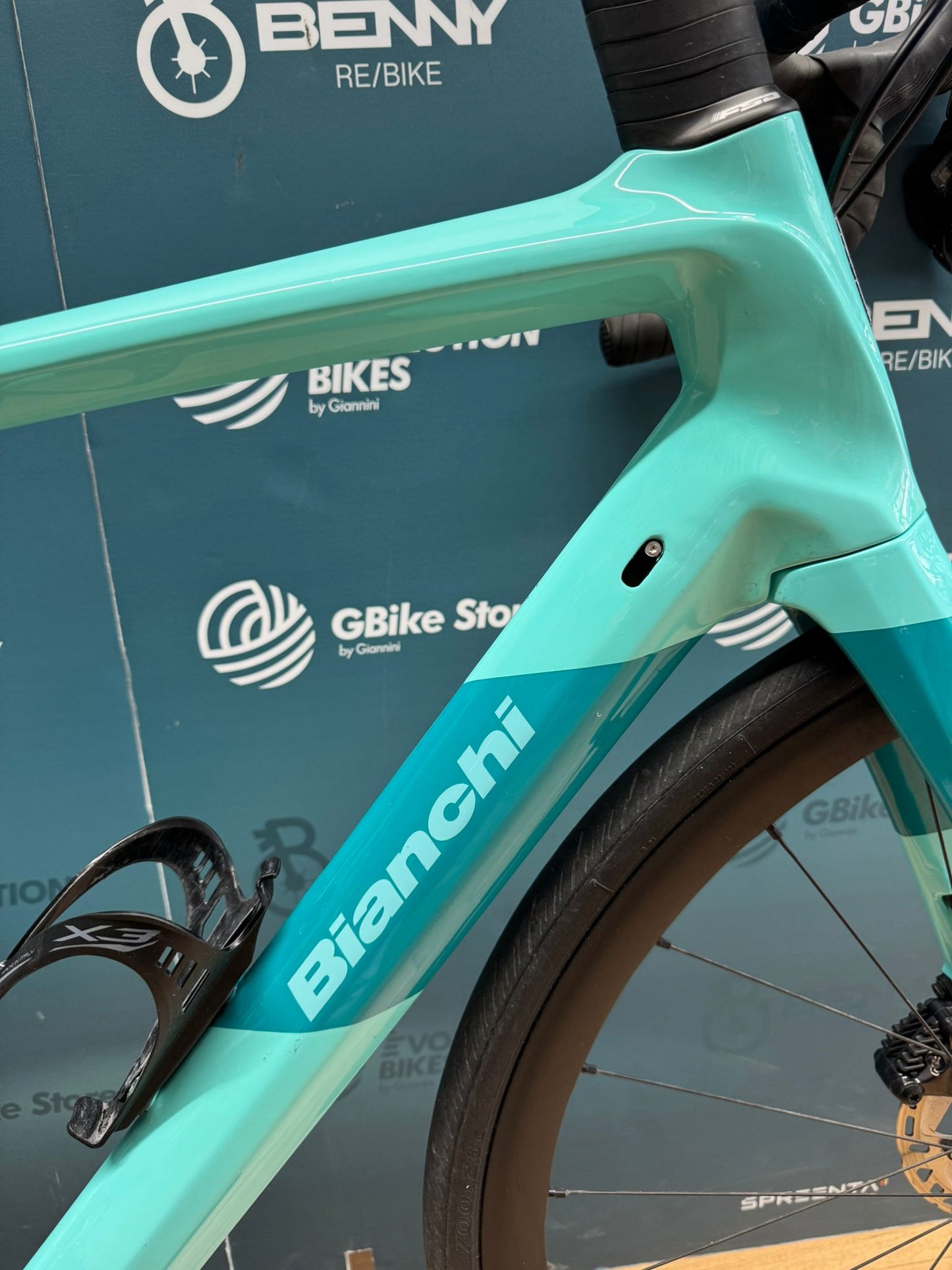 Bianchi Infinito Disc Ultegra Di2 12v Tamaño 53 - Usado