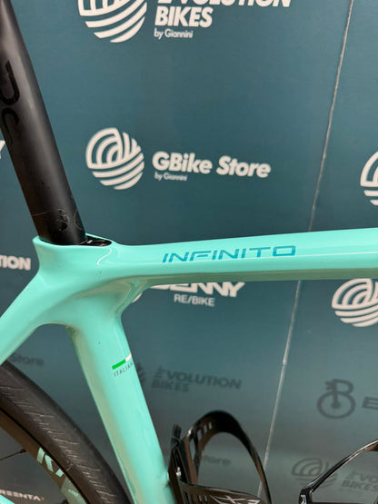 Bianchi Infinito Disc Ultegra Di2 12v Tamaño 53 - Usado