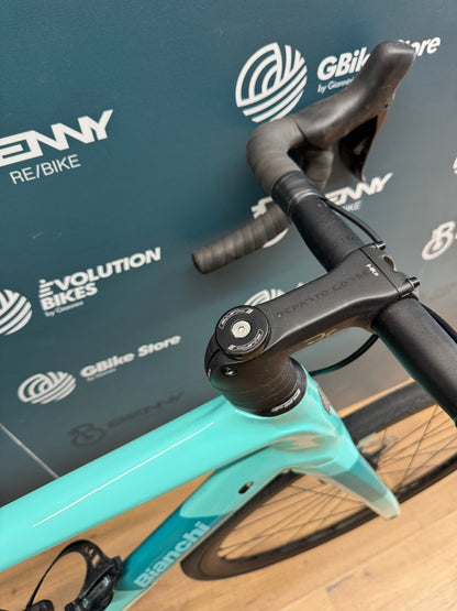 Bianchi Infinito Disc Ultegra Di2 12v Tamaño 53 - Usado