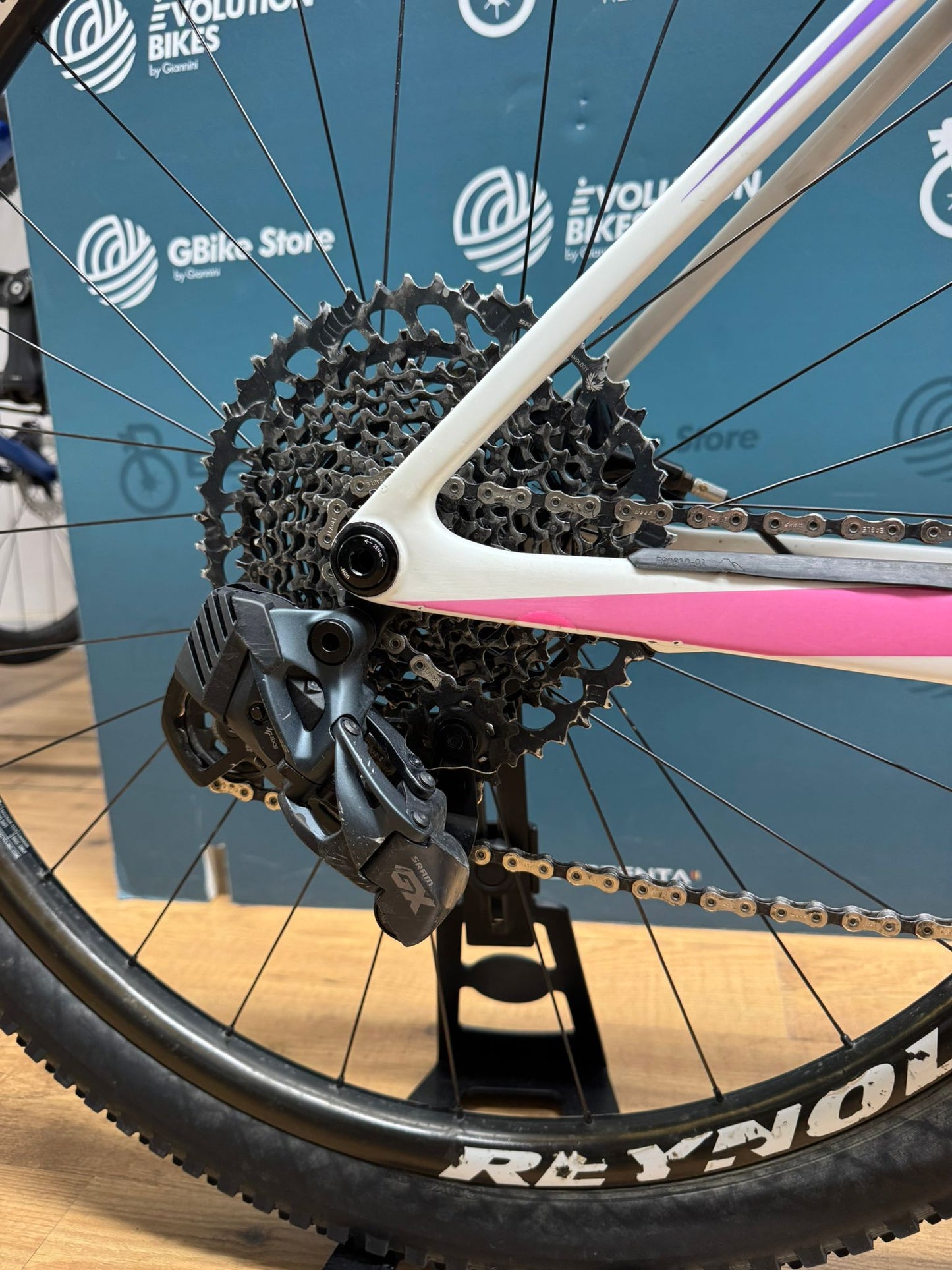 Tamaño Canyon Exceed GX AXS S - Usado