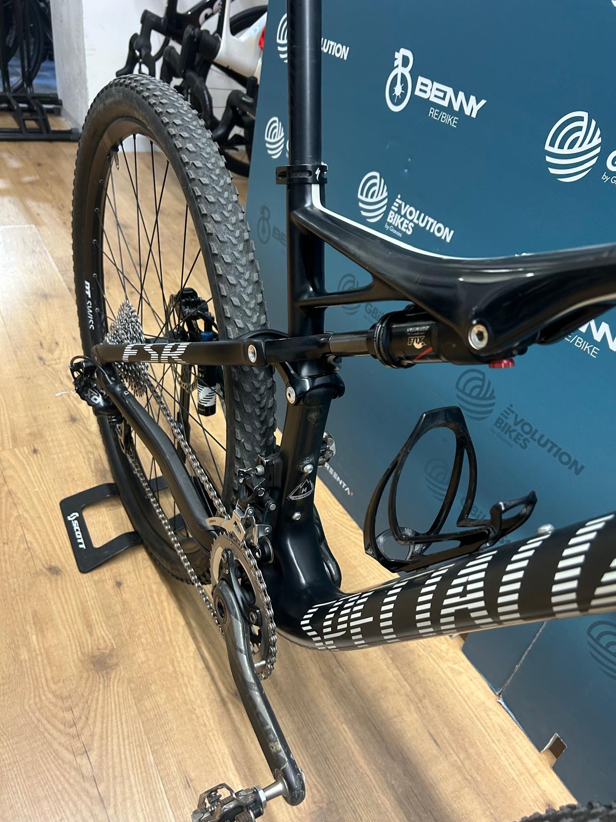 Taille élite épique spécialisée M - Utilisé