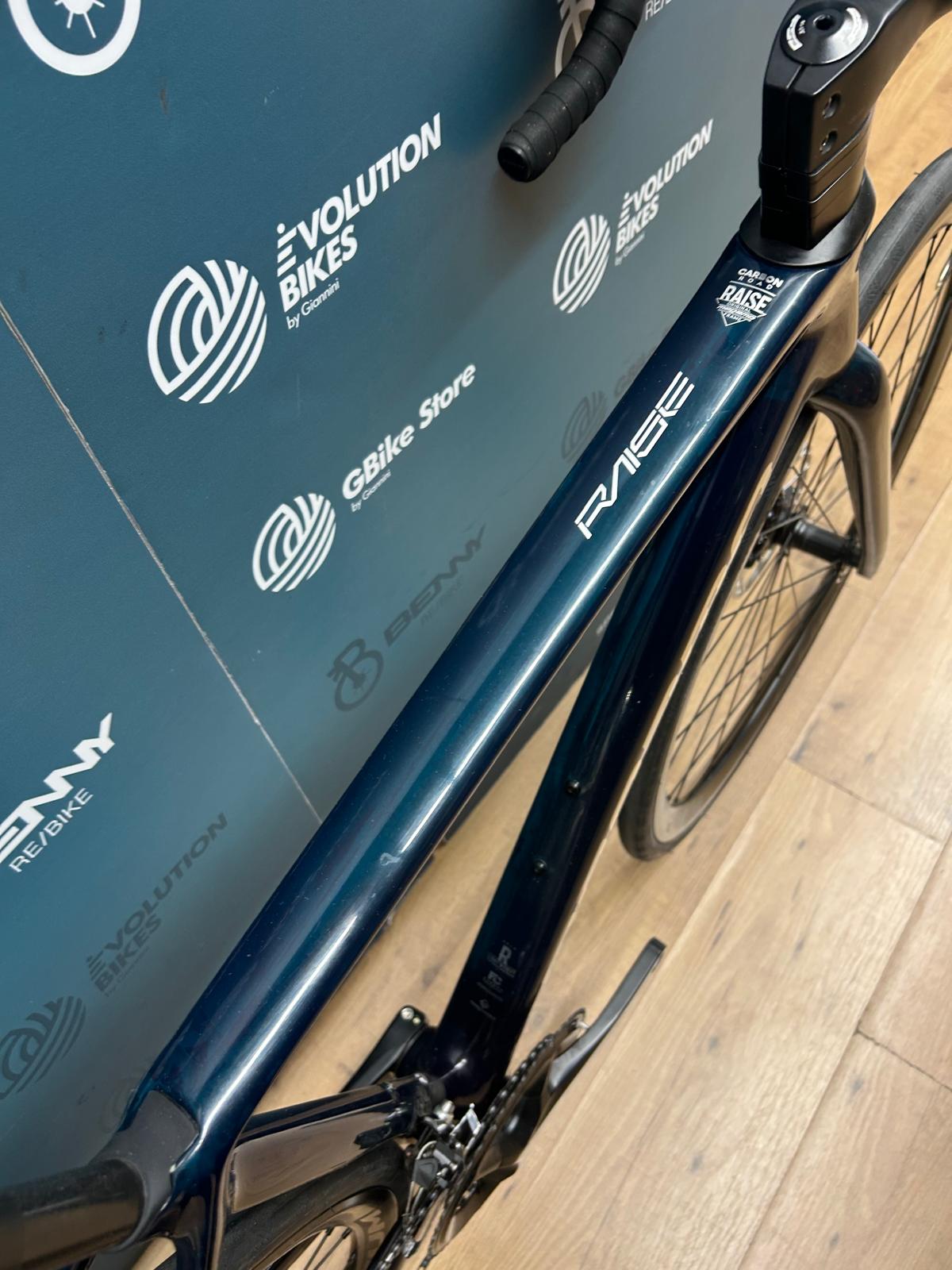 Megamo Raise 15 SH12 Size S - Used