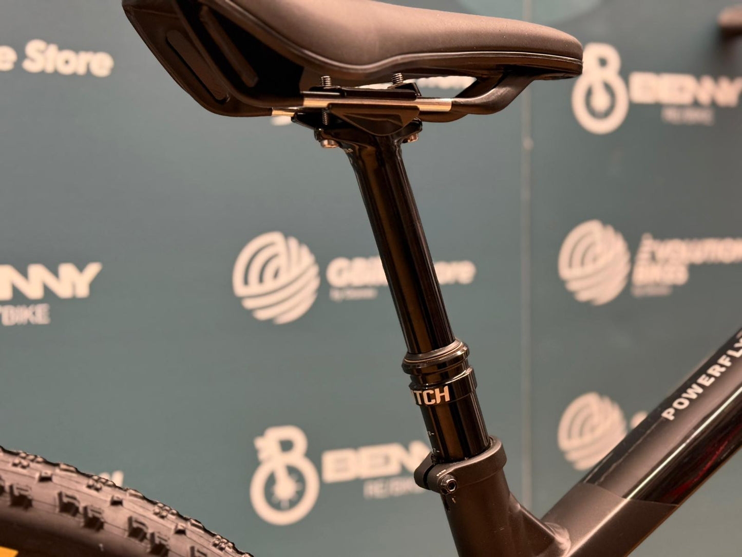 Powerfly+ 4 Gen 5 - TEST DEMO 1454km - Taille M