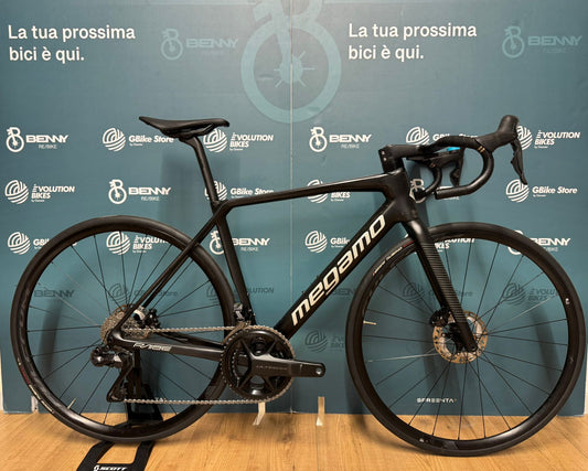 Megamo Raise Ultegra Di2 12v Rozmiar dysku M - Używany