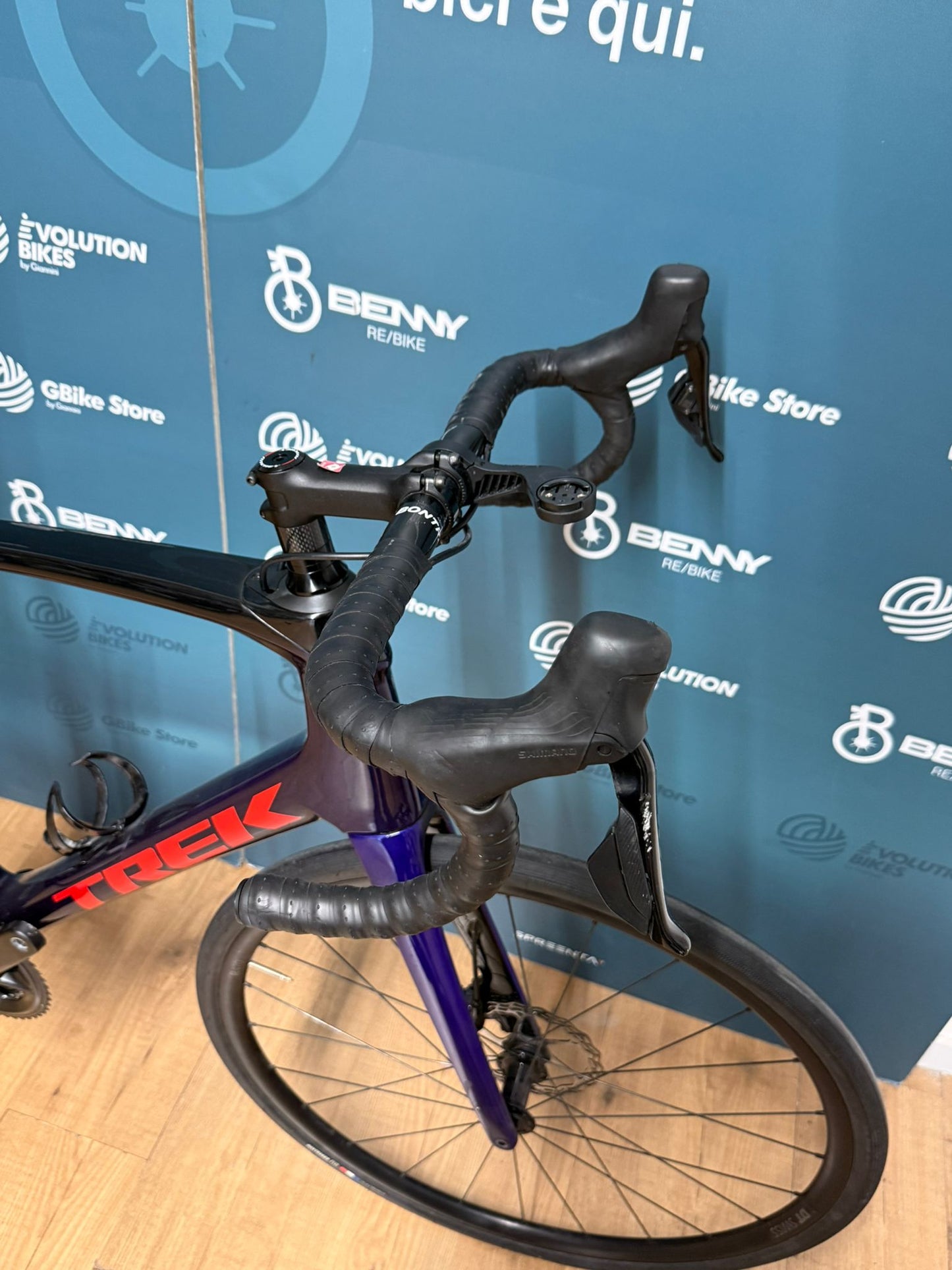 Trek Domane SL 6 Di2 tamaño 60 - Usado