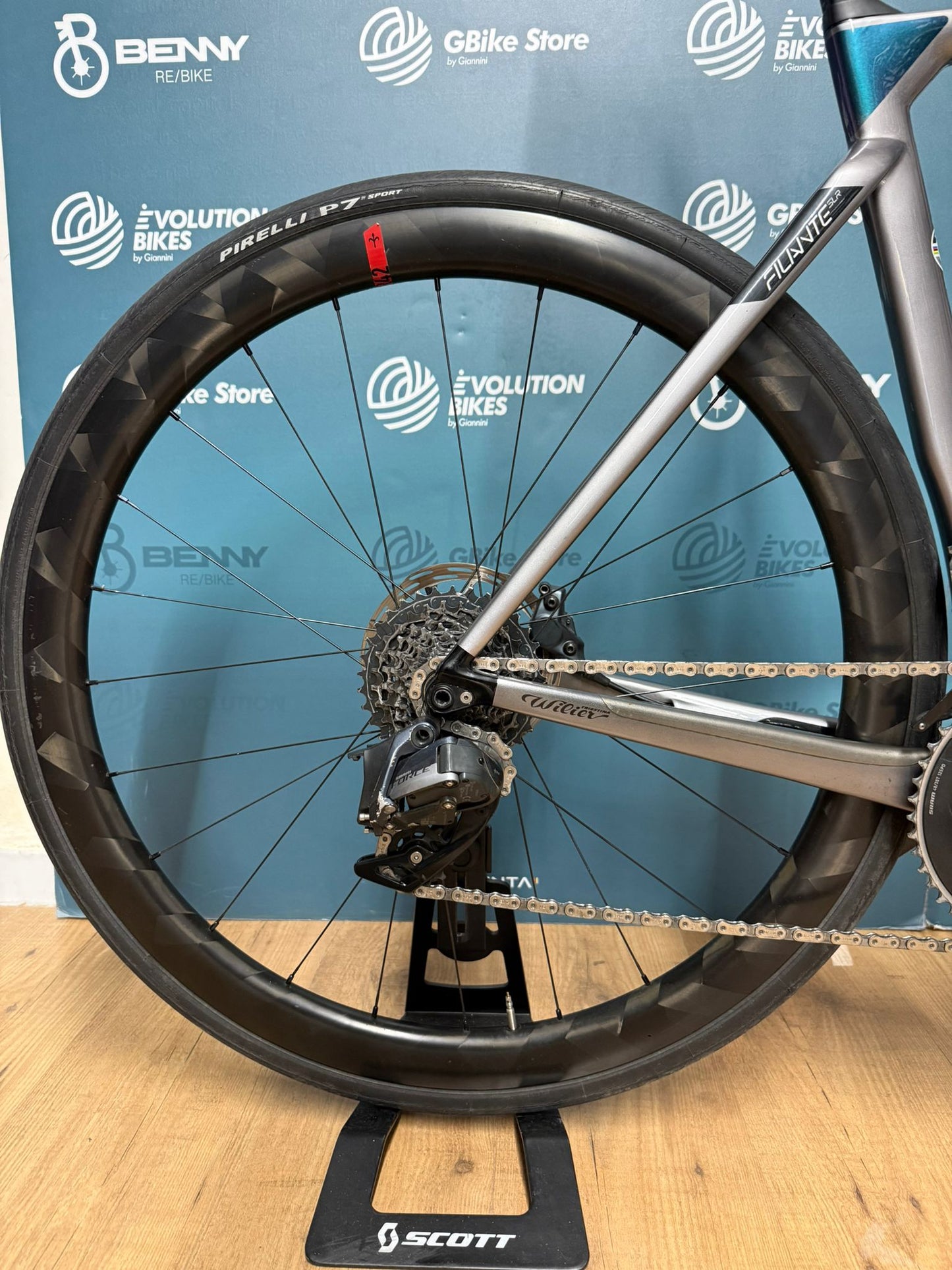 Wilier Taille SLR AXS simplifiée L - Utilisé