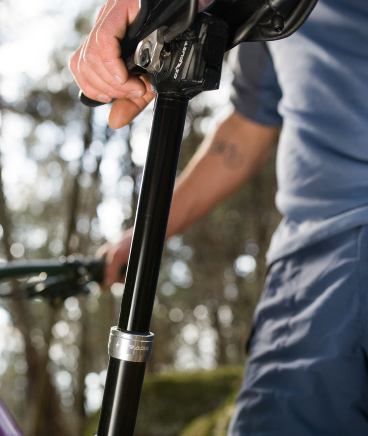 Reggisella Telescopico KS Rage Circuit 30.9 x 505mm Con Batteria, Caricabatteria e Comando Remoto