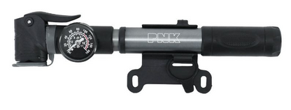 Mini pump with barbieri pressure gauge